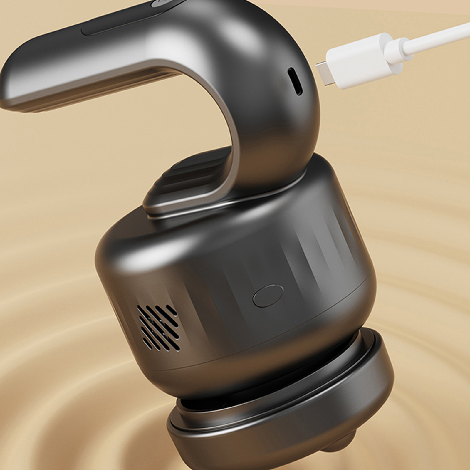 Schwarzer Handstaubsauger mit USB-C-Ladeanschluss.