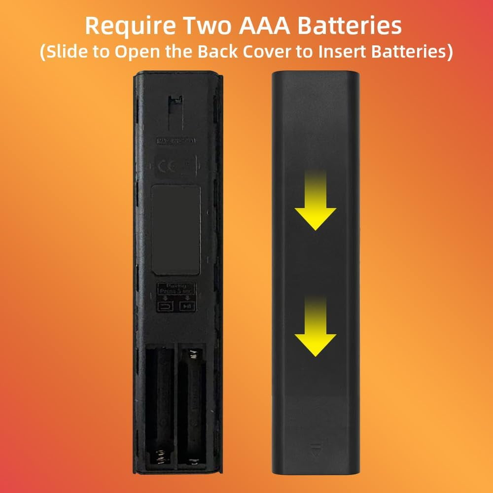 Die offene Rückseite einer Fernbedienung zeigt Batteriefächer. Gelbe Pfeile weisen die Richtung.
