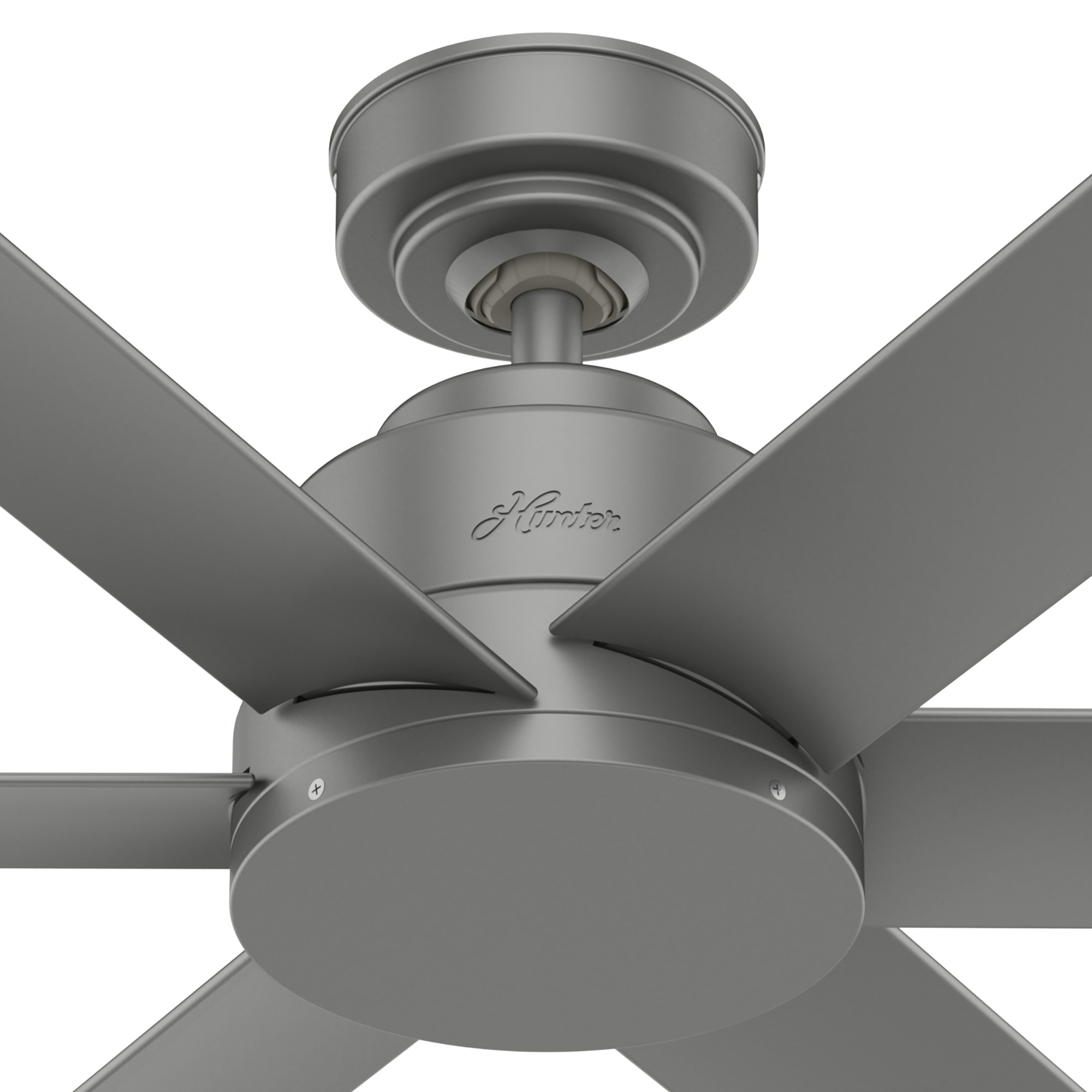 Das Bild zeigt einen grauen Deckenventilator mit Nahaufnahme der Flügel und des Hunter-Logos.