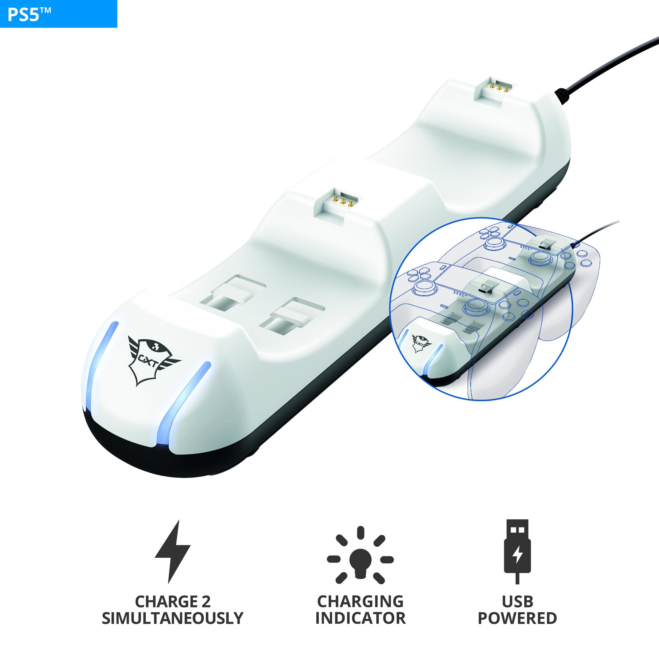 Una stazione di ricarica PS5 bianca, con due slot di ricarica, alimentata tramite USB e icone dell'indicatore di carica.