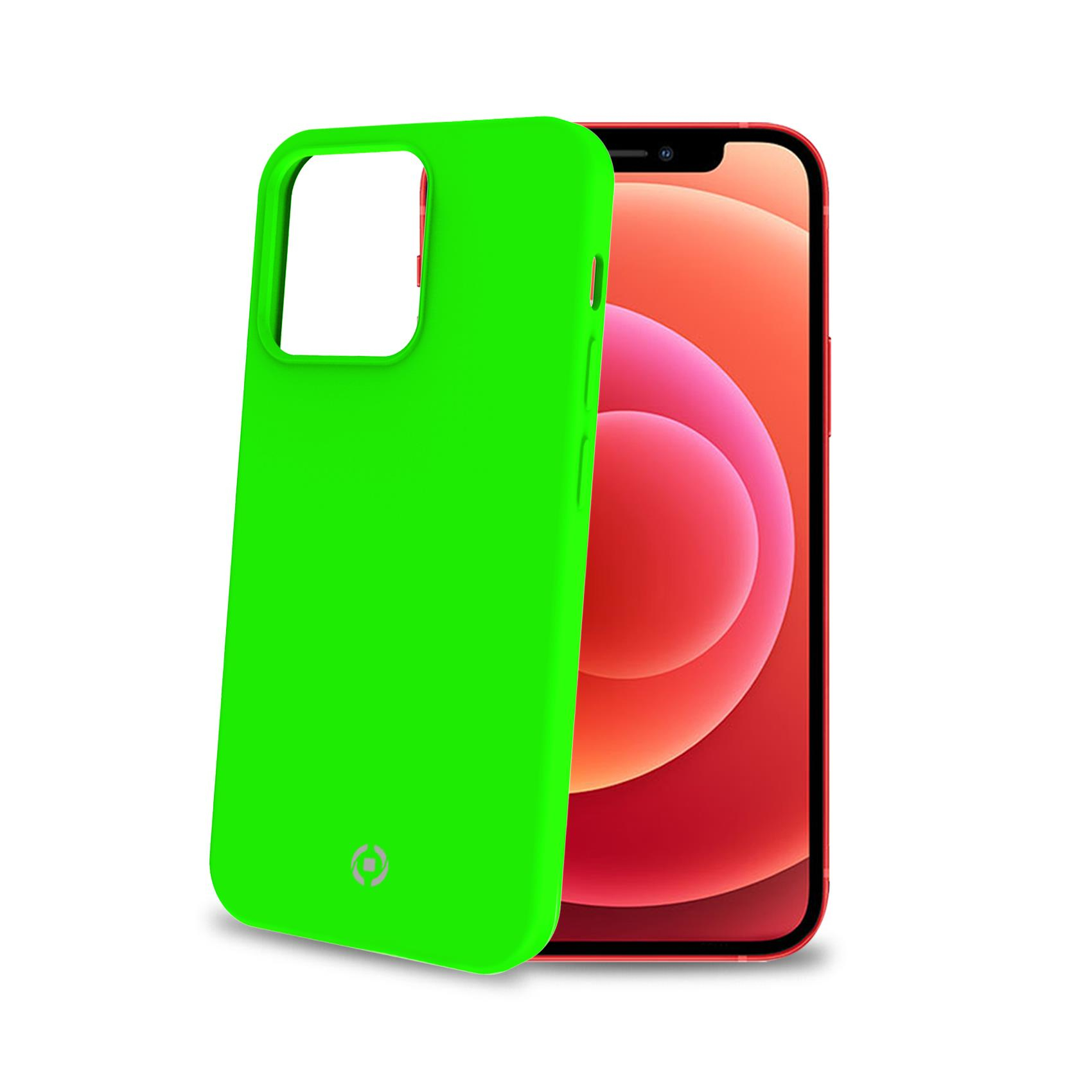 Custodia verde per telefono accanto a iPhone rosso, sfondo bianco.