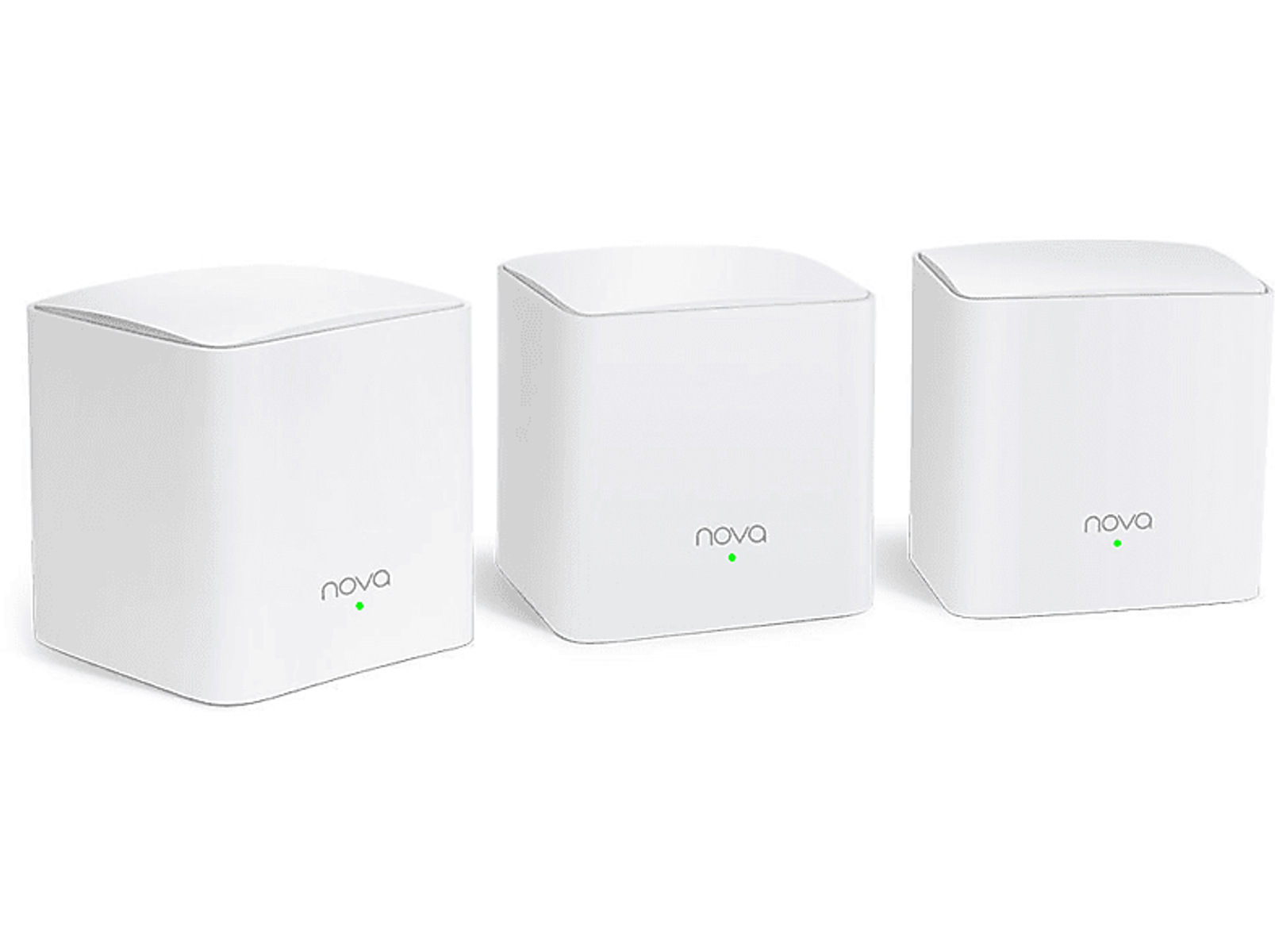 Tre router wifi quadrati bianchi con la parola 'nova' stampata, sfondo bianco.