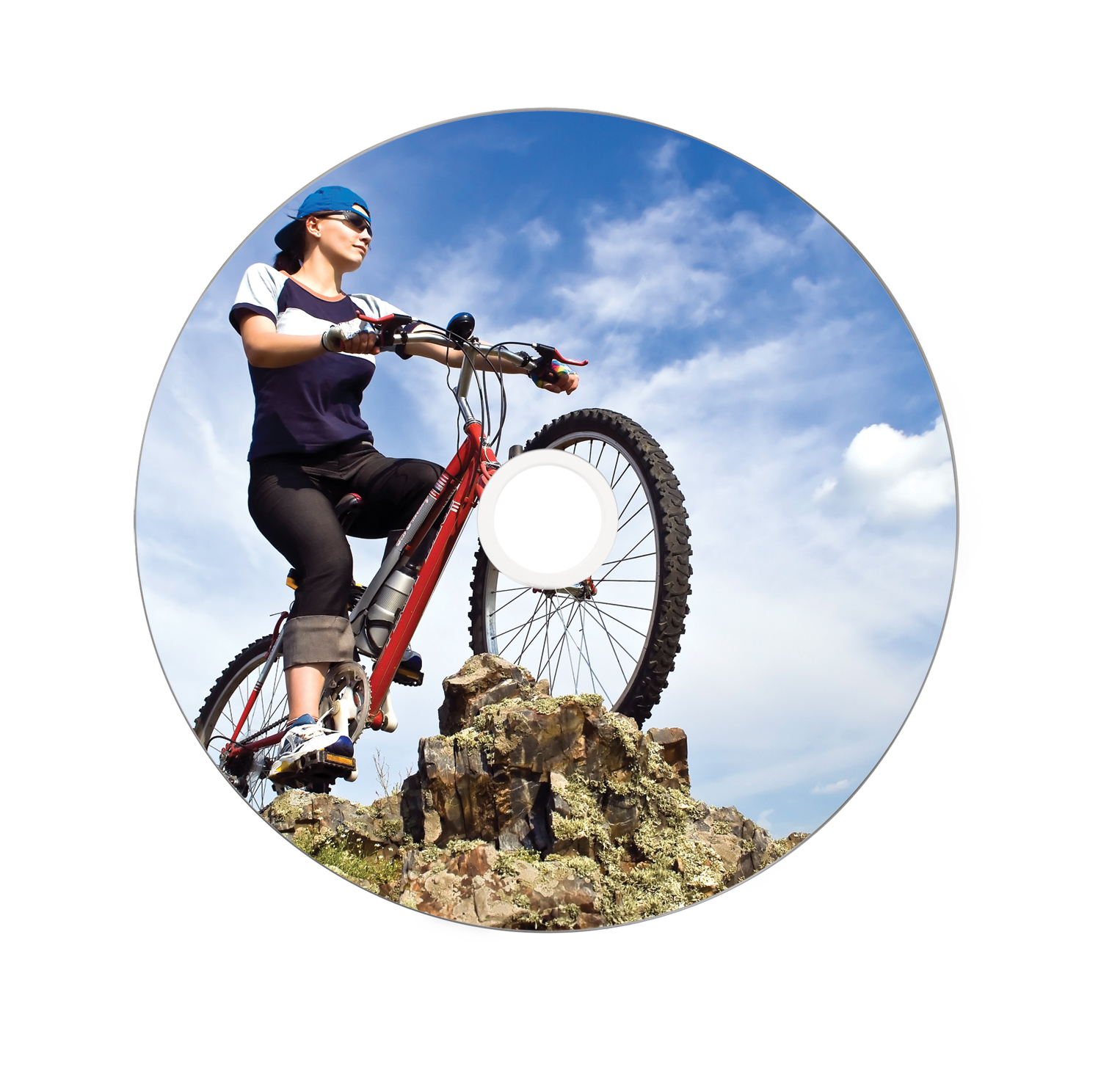Kobieta jedzie czerwonym rowerem po skalistym terenie, na tle błękitnego nieba z chmurami, w okrągłej ramie.