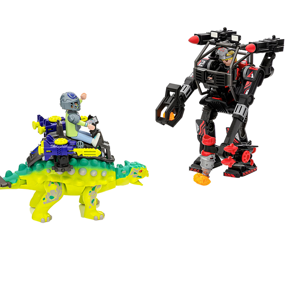 Zabawkowy robot i dinozaur z figurkami na białym tle. Gotowe do akcji.