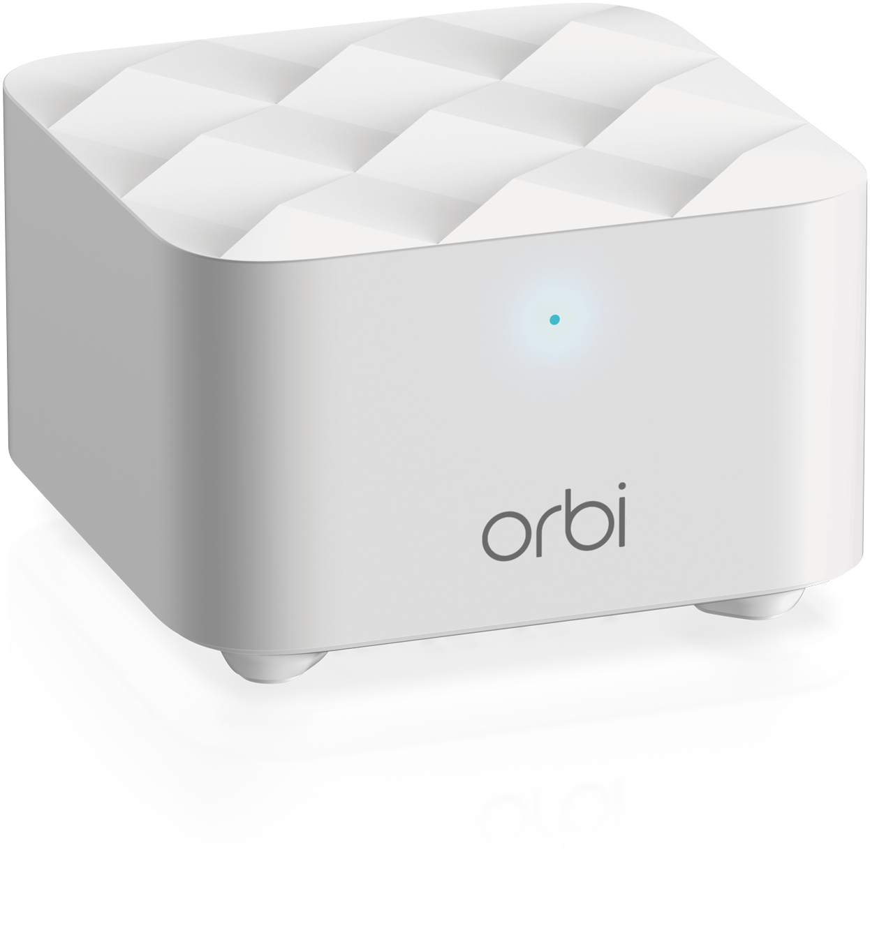 Ein weißer WLAN-Router. Es hat eine quadratische Form und eine Reihe von rautenförmigen Aussparungen oben.
