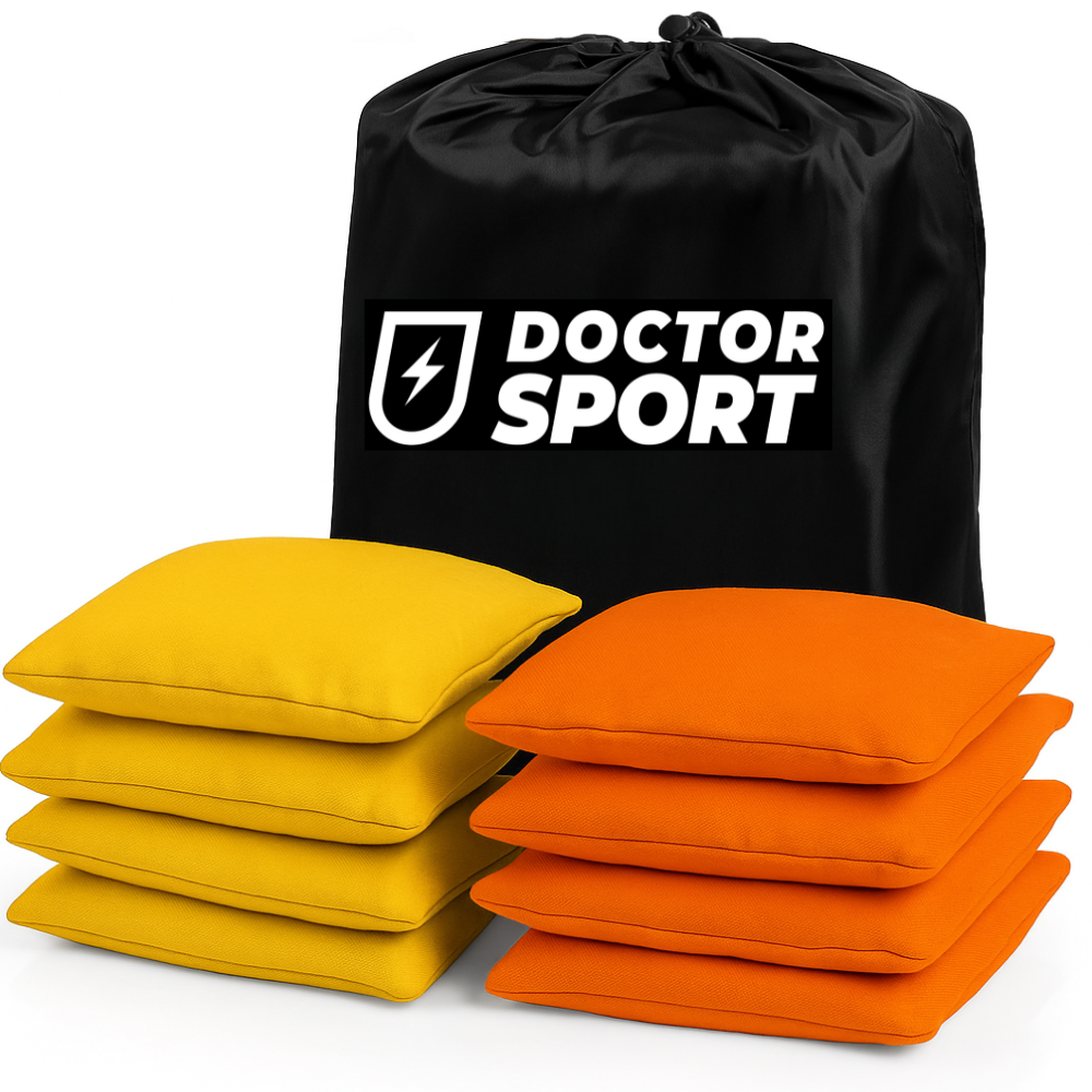 Schwarze Tasche mit 'DOCTOR SPORT' Logo. Sechs Beanbags, drei gelbe und drei orange.
