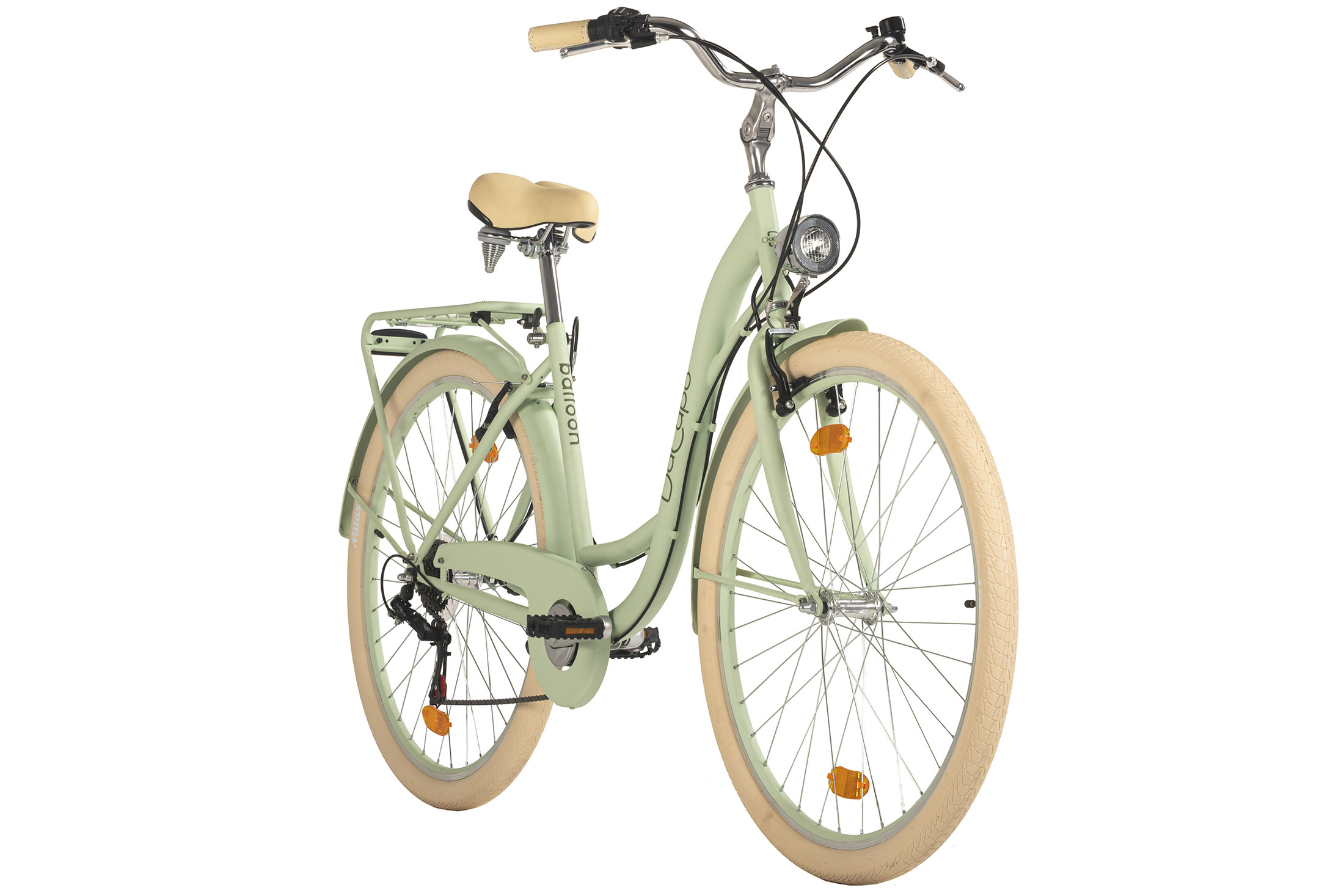 Ein grünes Fahrrad mit beigefarbenen Reifen und einem beigen Sattel. Es hat ein Licht und einen Gepäckträger.