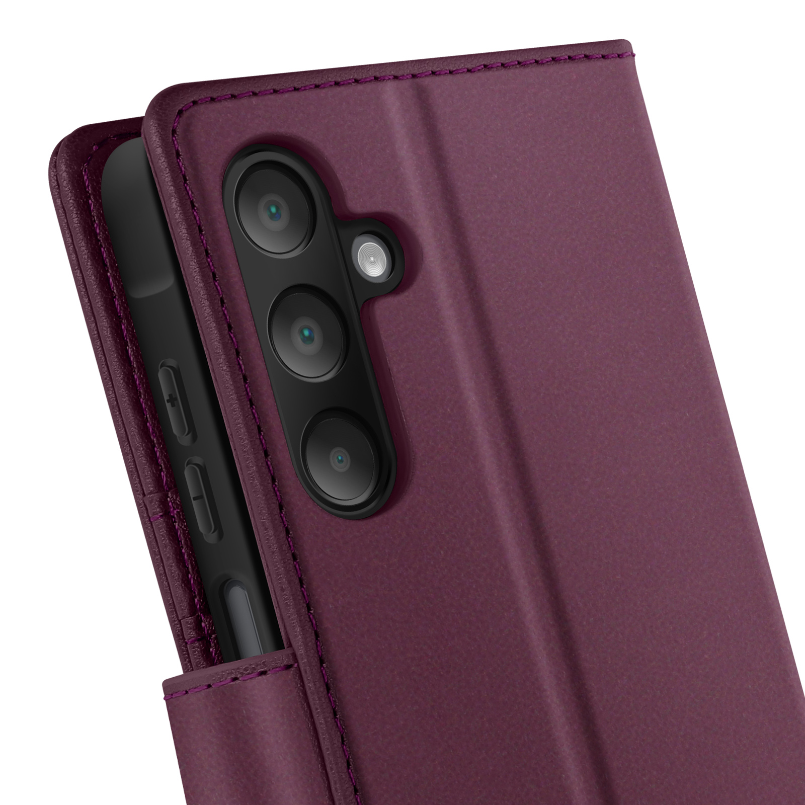 Primo piano di una custodia per telefono viola scuro con telefono all'interno. Tre lenti.