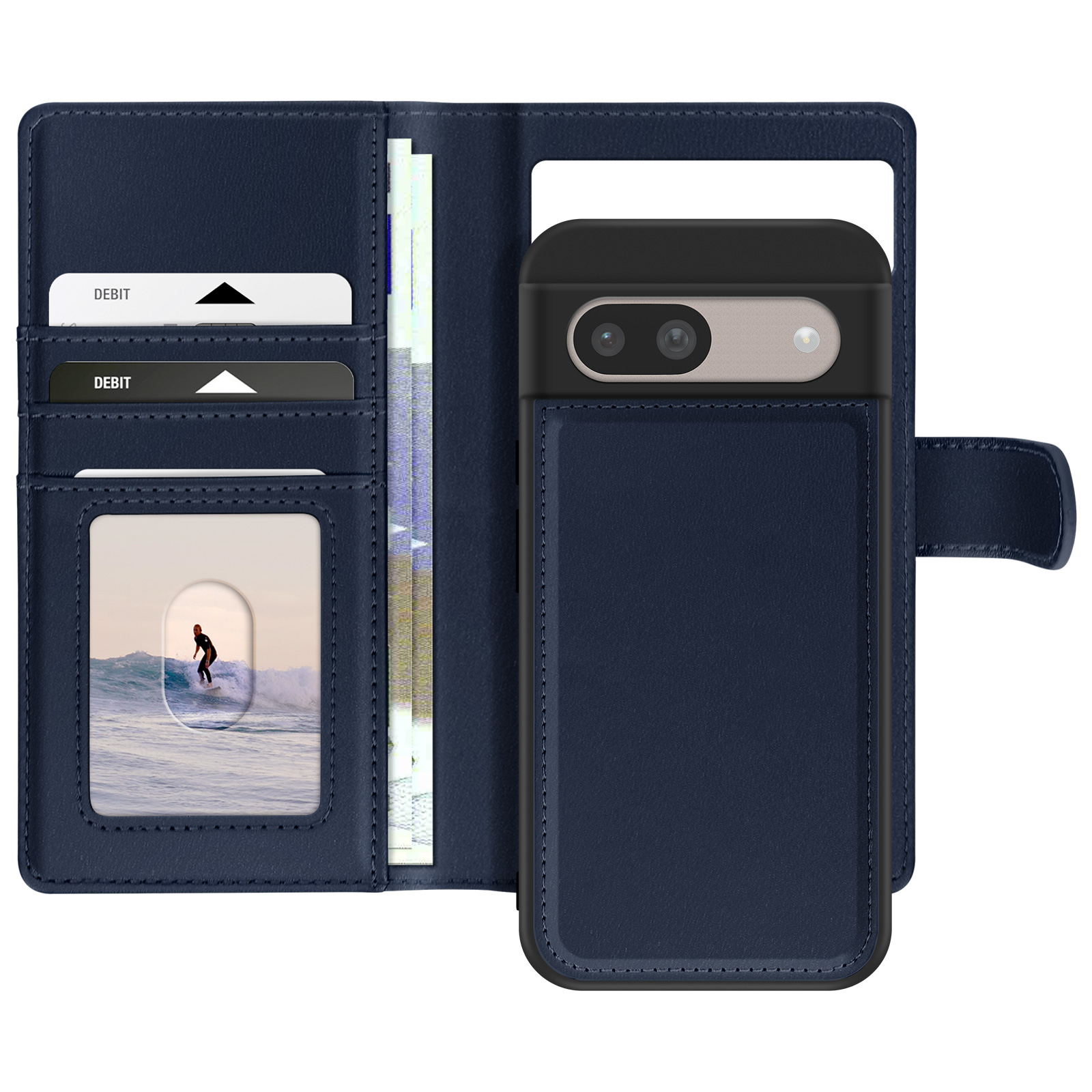 Custodia a portafoglio blu scuro aperta, con carte, contanti e foto di un surfista. Sfondo bianco.
