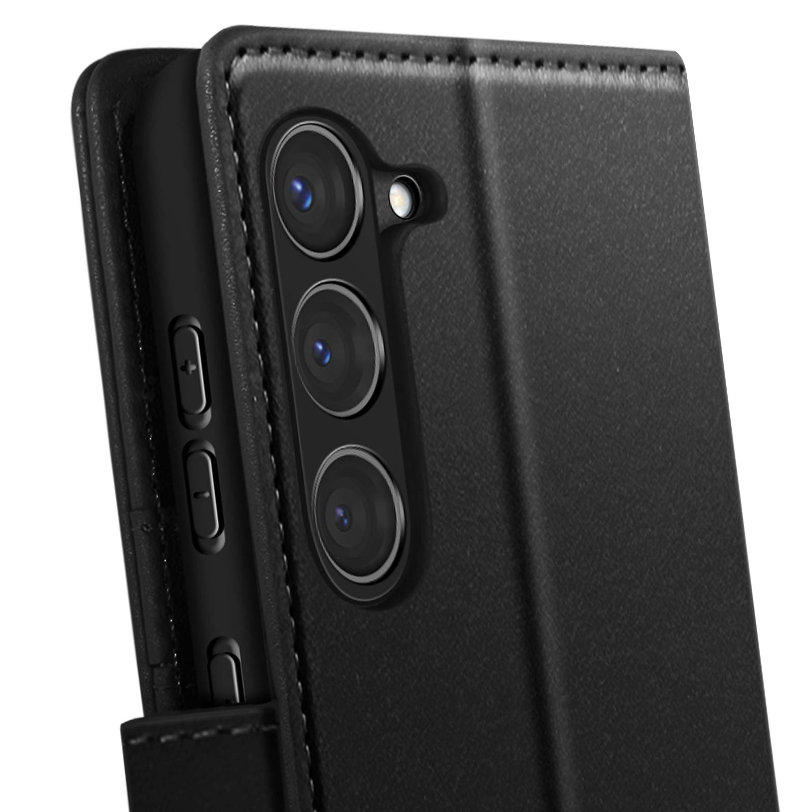 Primo piano di una custodia per telefono nera, che mostra le lenti della fotocamera.