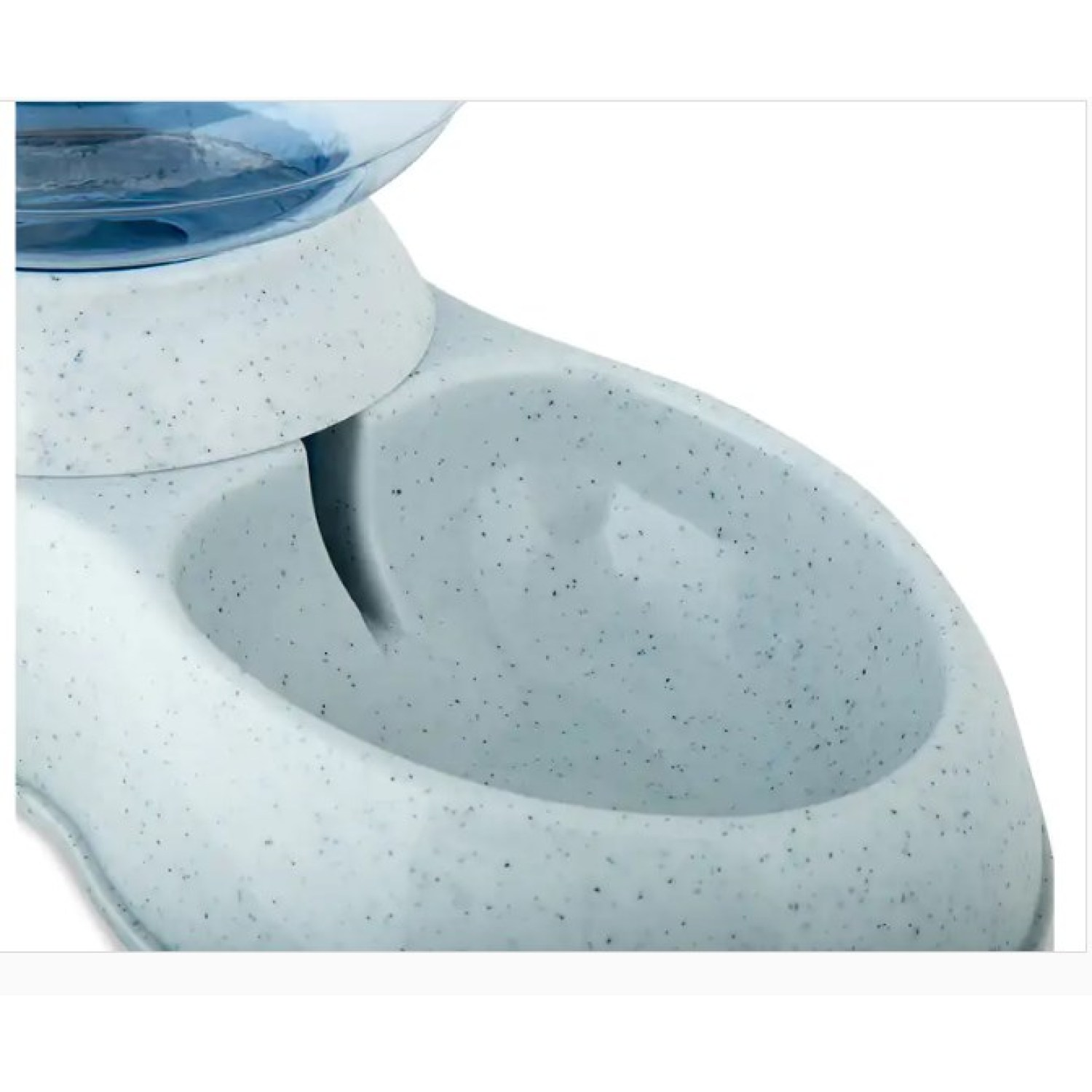 Ein hellblauer Haustier-Wasserspender mit einem Wasserbehälter oben und einer Futterschüssel unten.