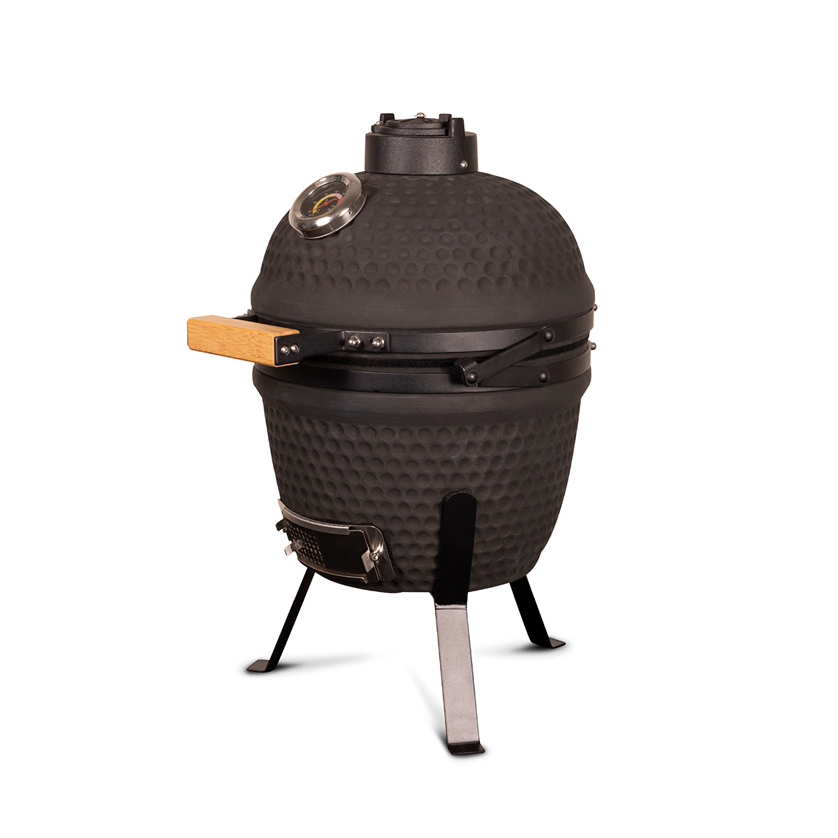 Ein schwarzer, eiförmiger Grill mit Holzgriff und Thermometer auf weißem Hintergrund.
