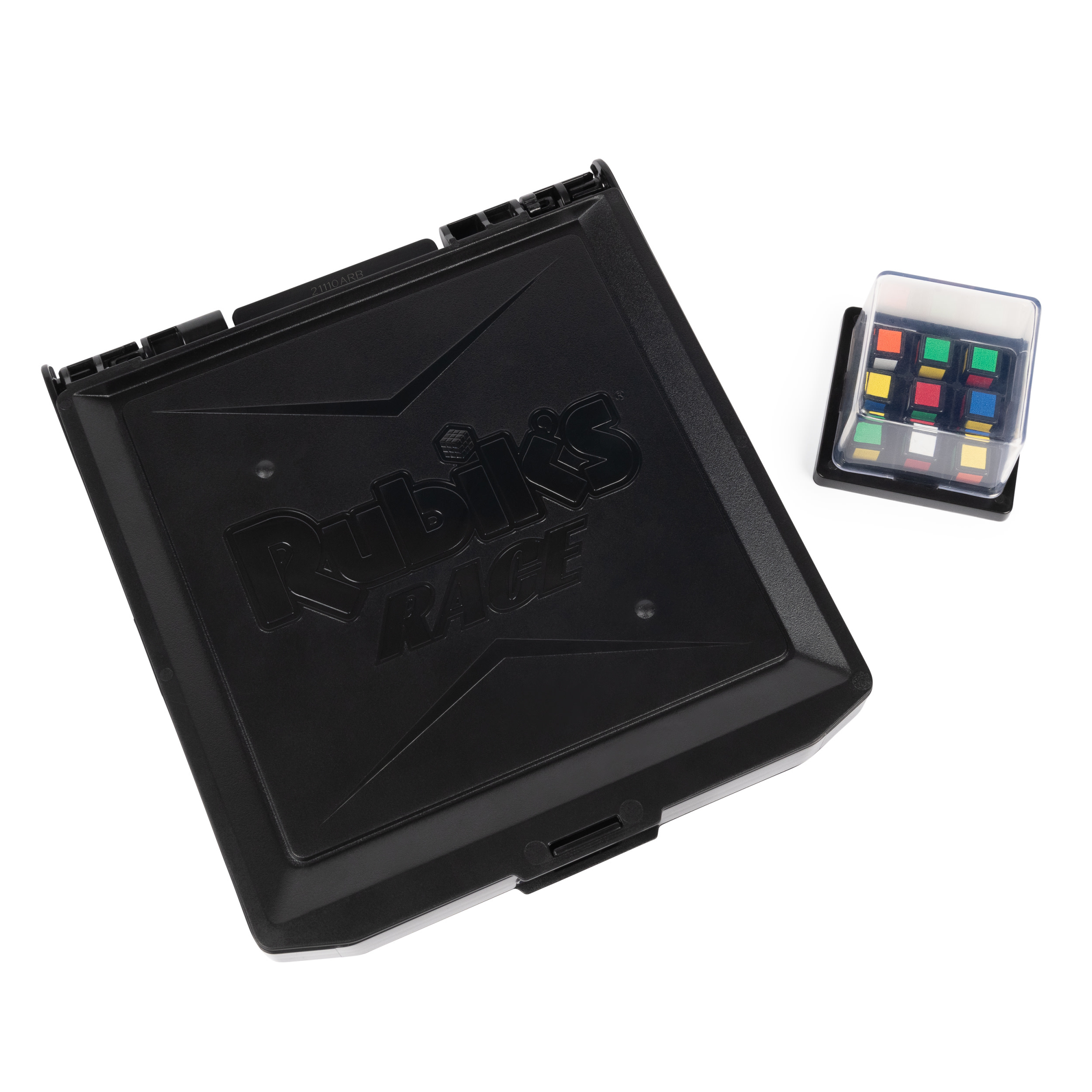 Czarne pudełko gry Rubik's Race jest otwarte, odsłaniając planszę. Drugie jest z boku.