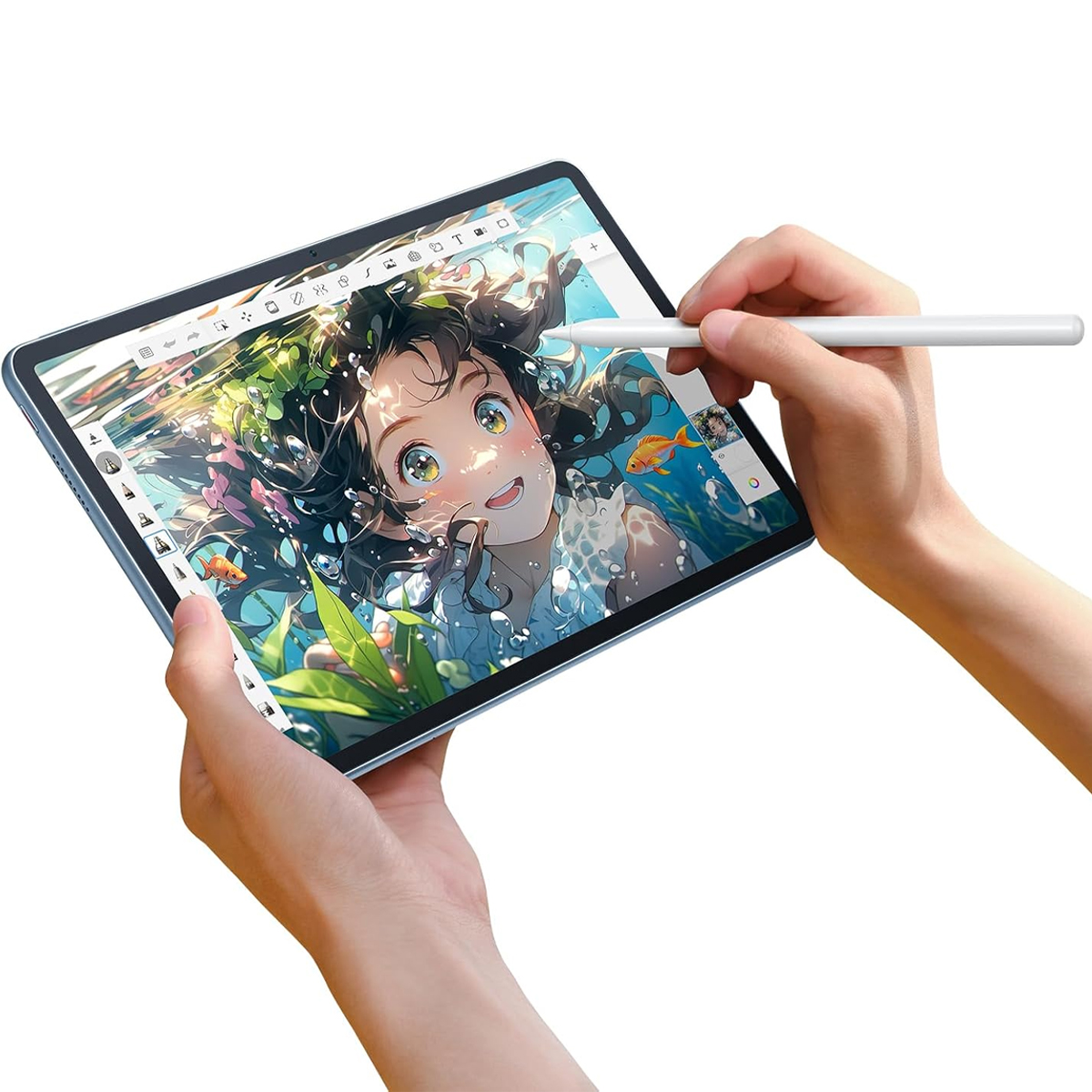 Ein Tablet mit einer Zeichnung eines Mädchens. Eine Hand, die einen Stift hält, zeichnet darauf.