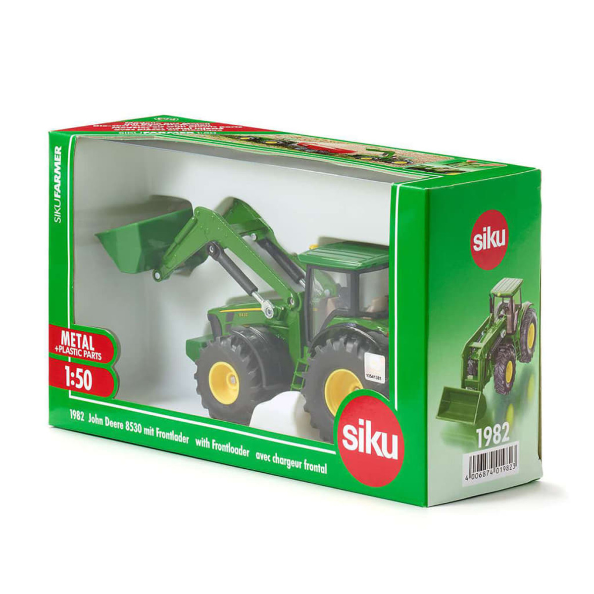 Zielony traktor zabawkowy John Deere w pudełku, białe tło.