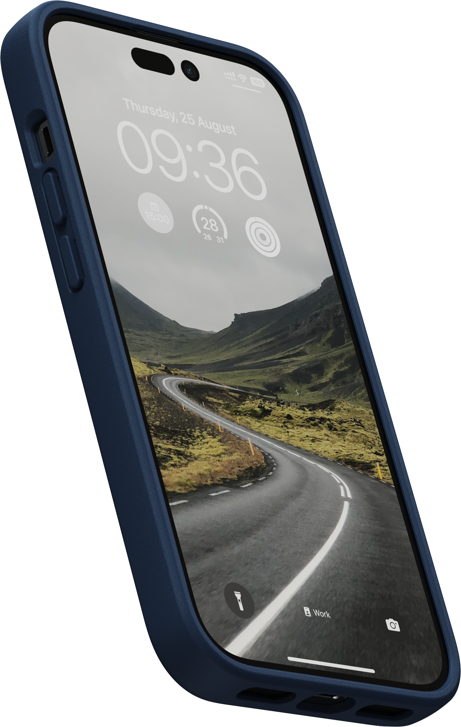 iPhone in custodia blu, mostra una vista stradale sullo schermo. Data e ora visualizzate.