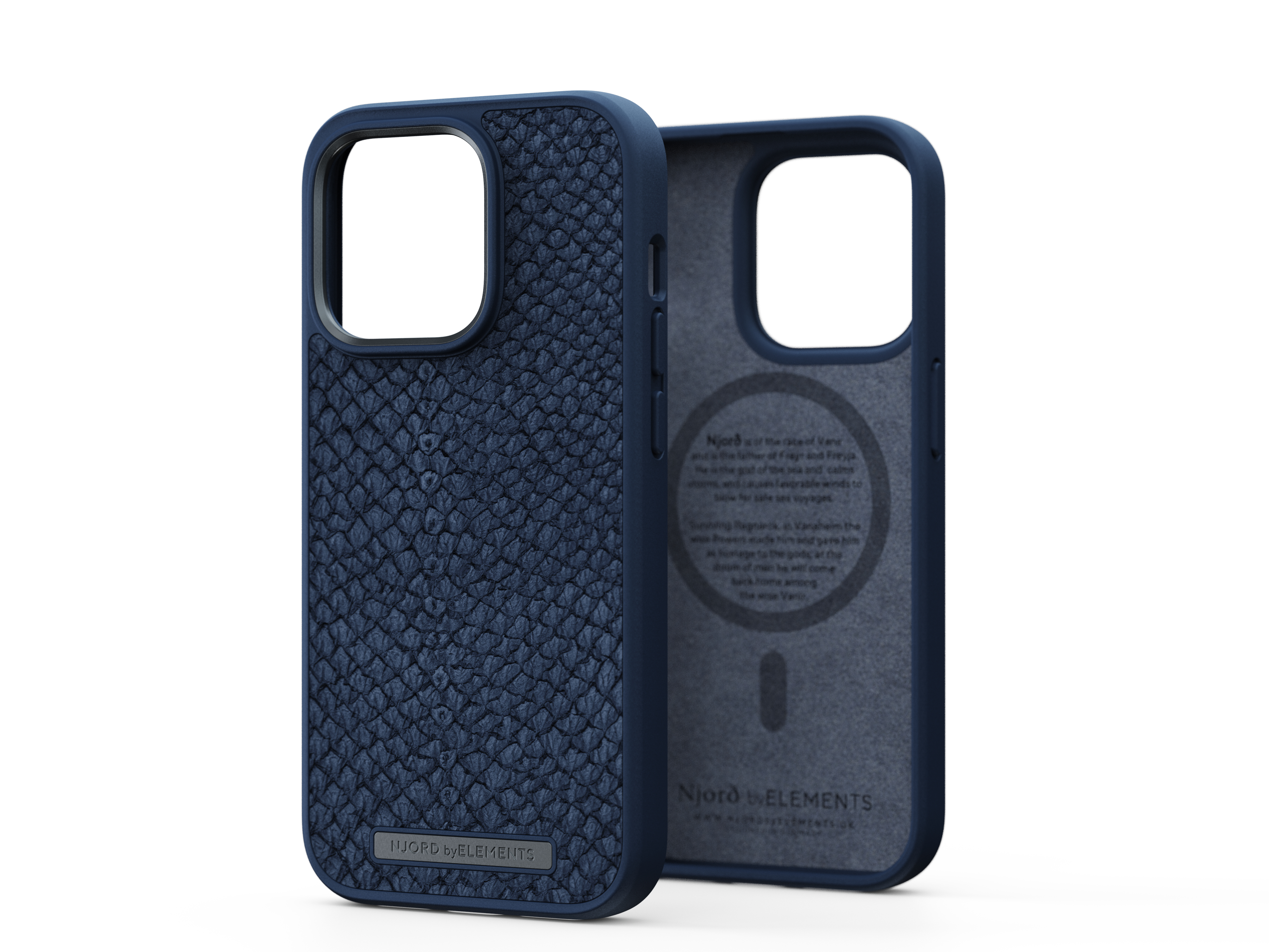 Una custodia blu per telefono con un motivo strutturato e testo sul retro.
