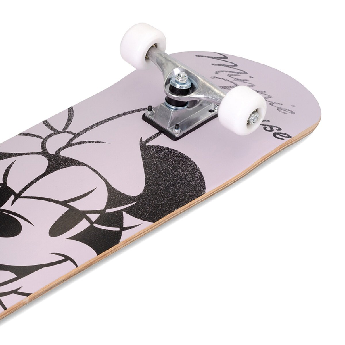 Nahaufnahme eines Minnie Mouse Skateboards. Das Board ist hellrosa mit einem schwarzen Minnie Mouse Bild.