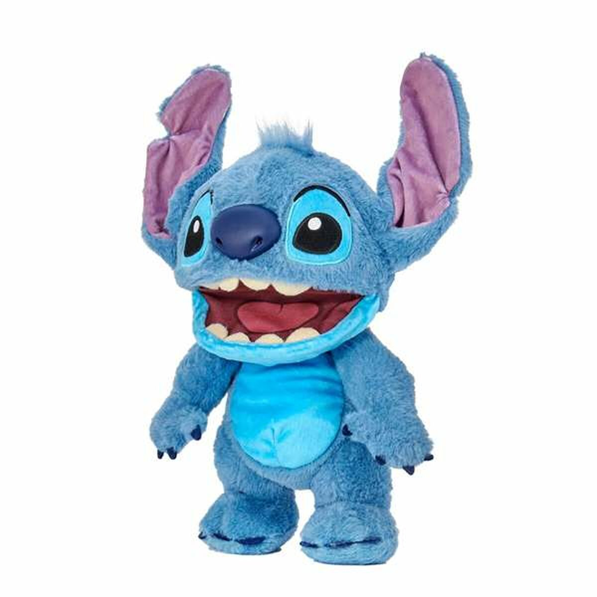 Peluche de Stitch de pie. Cuerpo azul, orejas grandes, boca abierta y sonriendo. Fondo blanco.