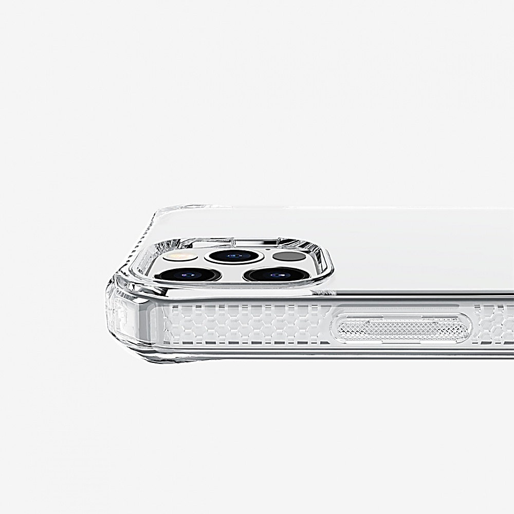Primo piano di una custodia trasparente per telefono su sfondo bianco. Mostra l'area della fotocamera.