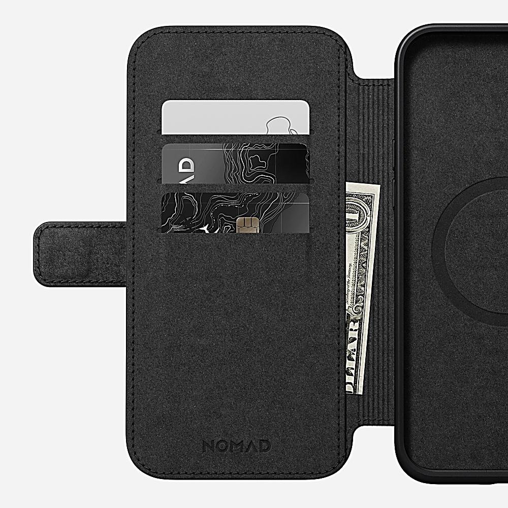 Portafoglio nero per telefono con carte, una banconota e il marchio NOMAD.