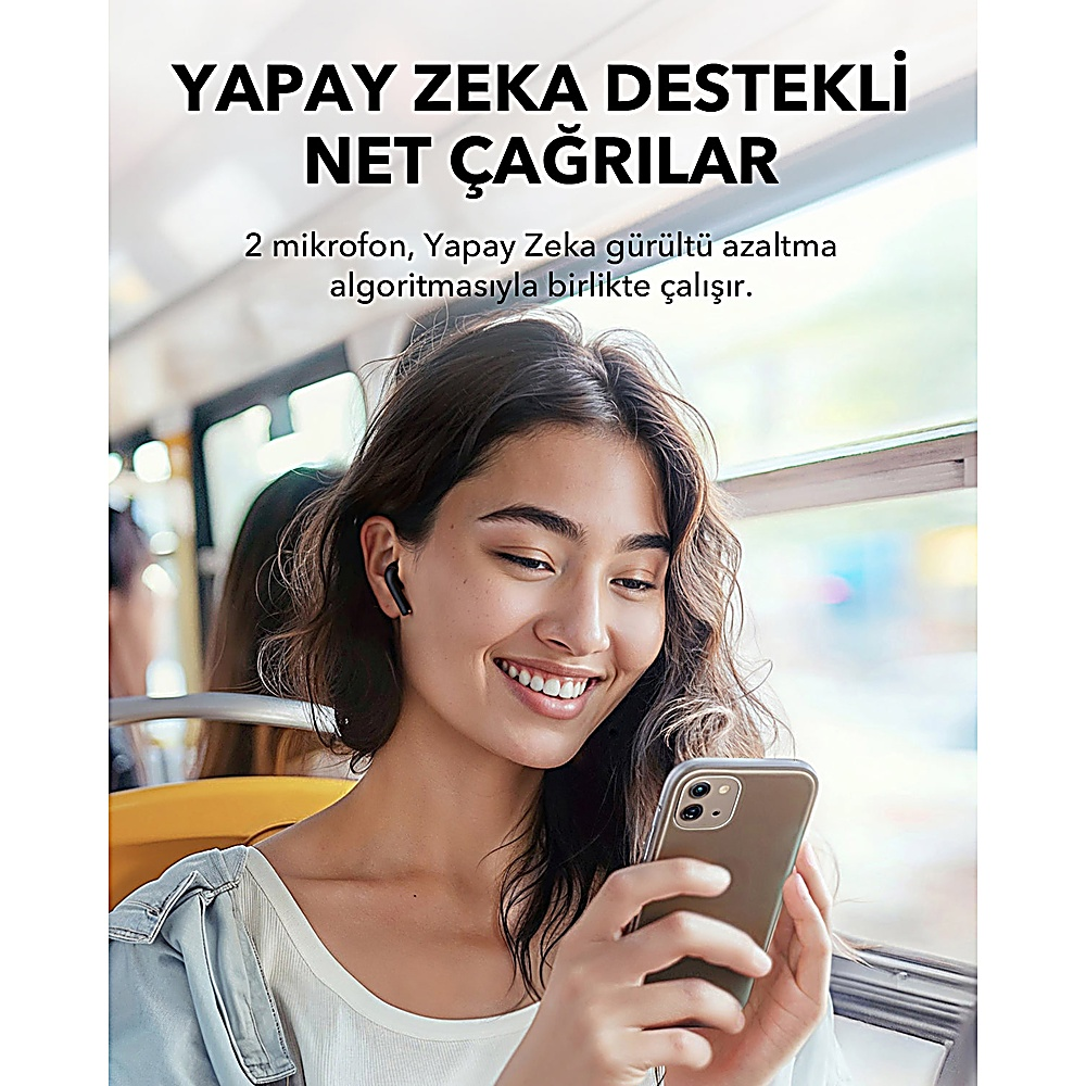 Uśmiechnięta kobieta trzymająca telefon. Tekst: "WYRAŹNE POŁĄCZENIA Z WYKORZYSTANIEM AI". Słuchawka w uchu, schemat redukcji szumów.