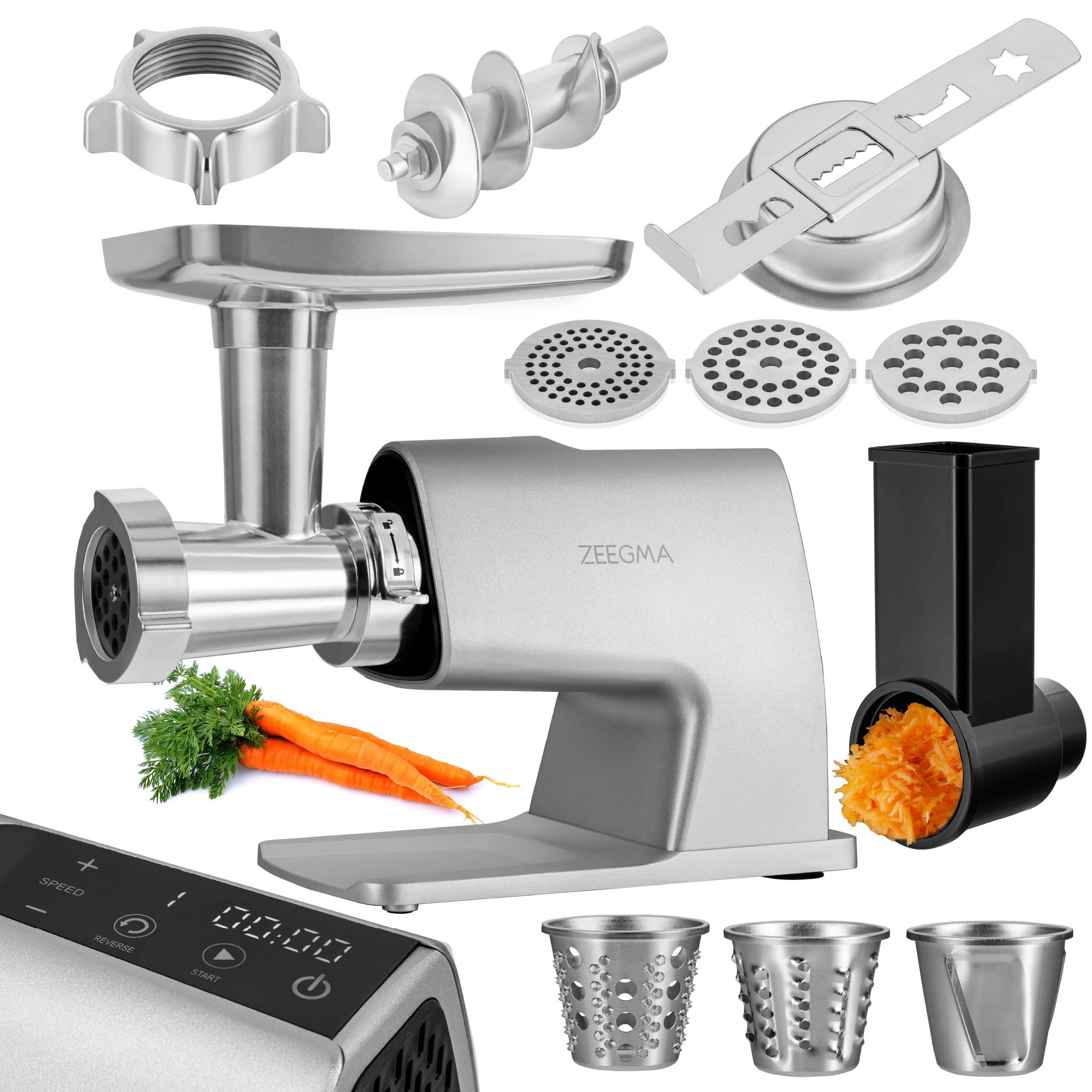 Srebrna maszynka do mielenia żywności Zeegma z marchewką, tarkami i elementami na białym tle.