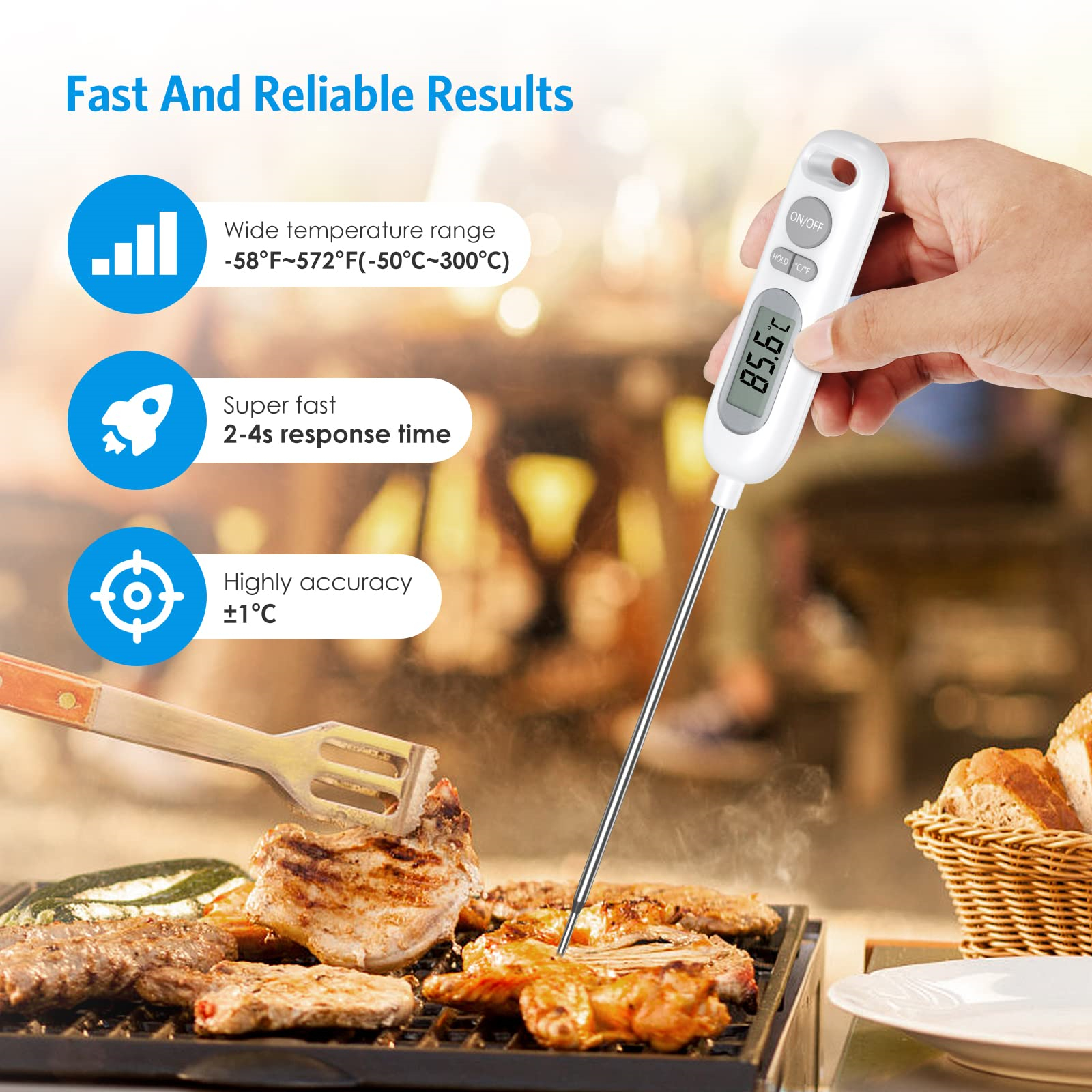 Ein Thermometer misst die Innentemperatur von gegrilltem Fleisch, mit Details.