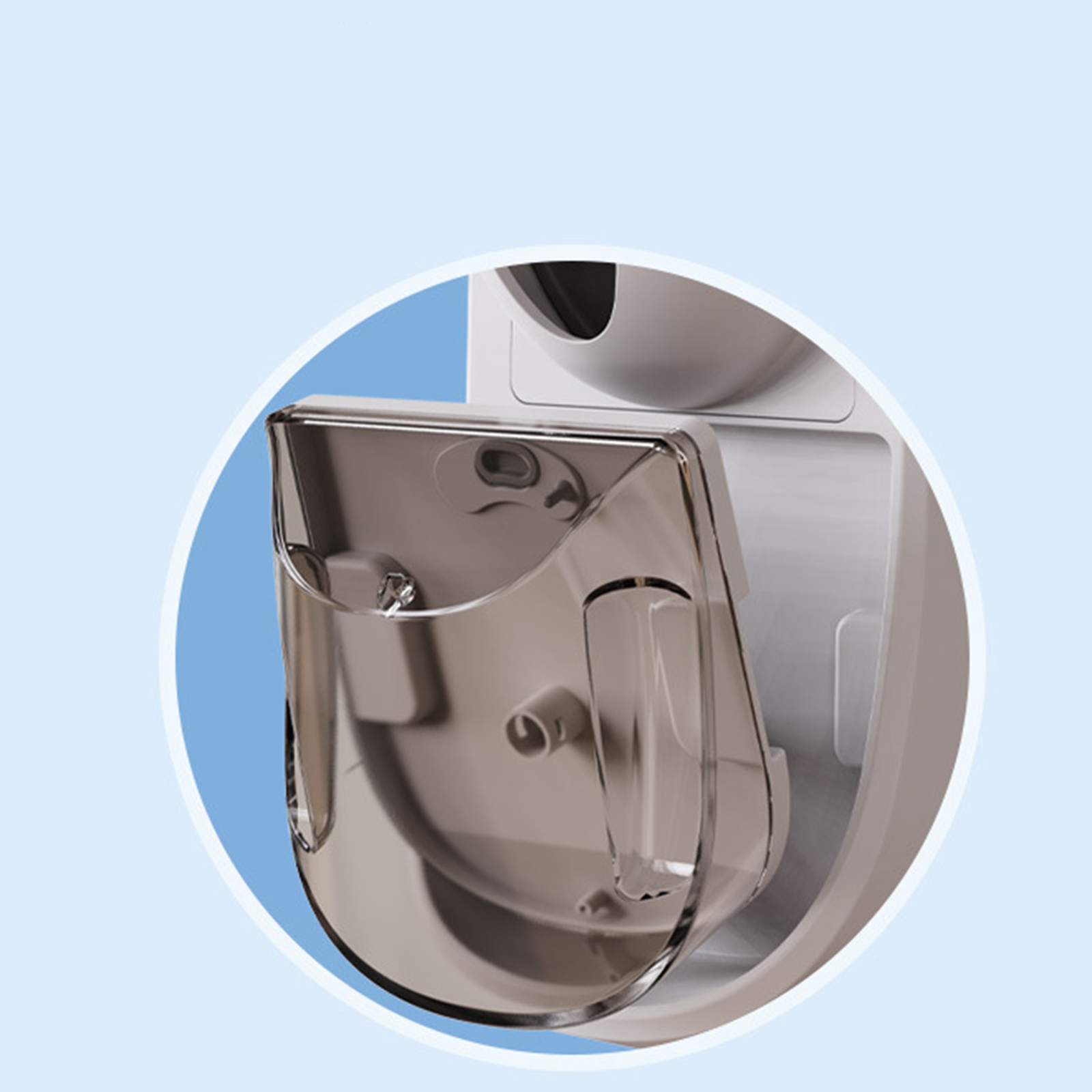 Nahaufnahme einer Babyphone-Komponente. Ein transparentes Fach ist sichtbar.