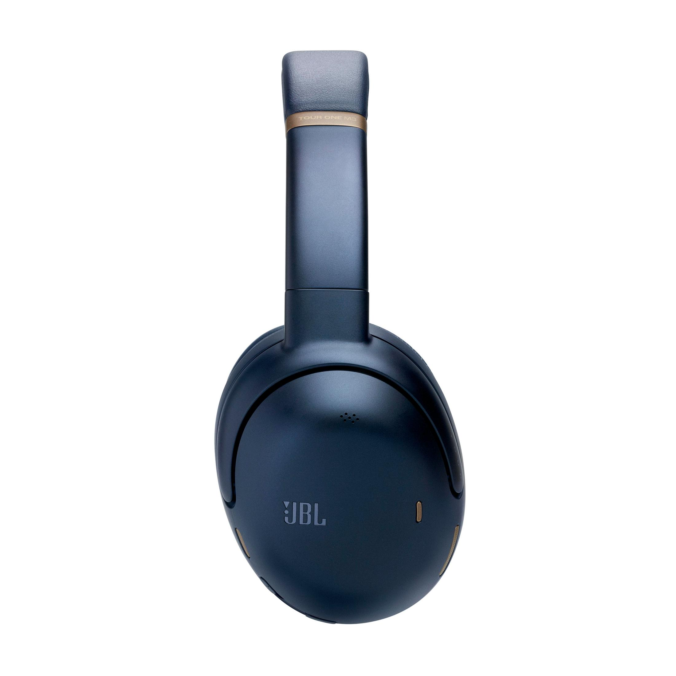 Cuffie JBL blu scuro su sfondo bianco. Vista frontale. Logo JBL visibile.