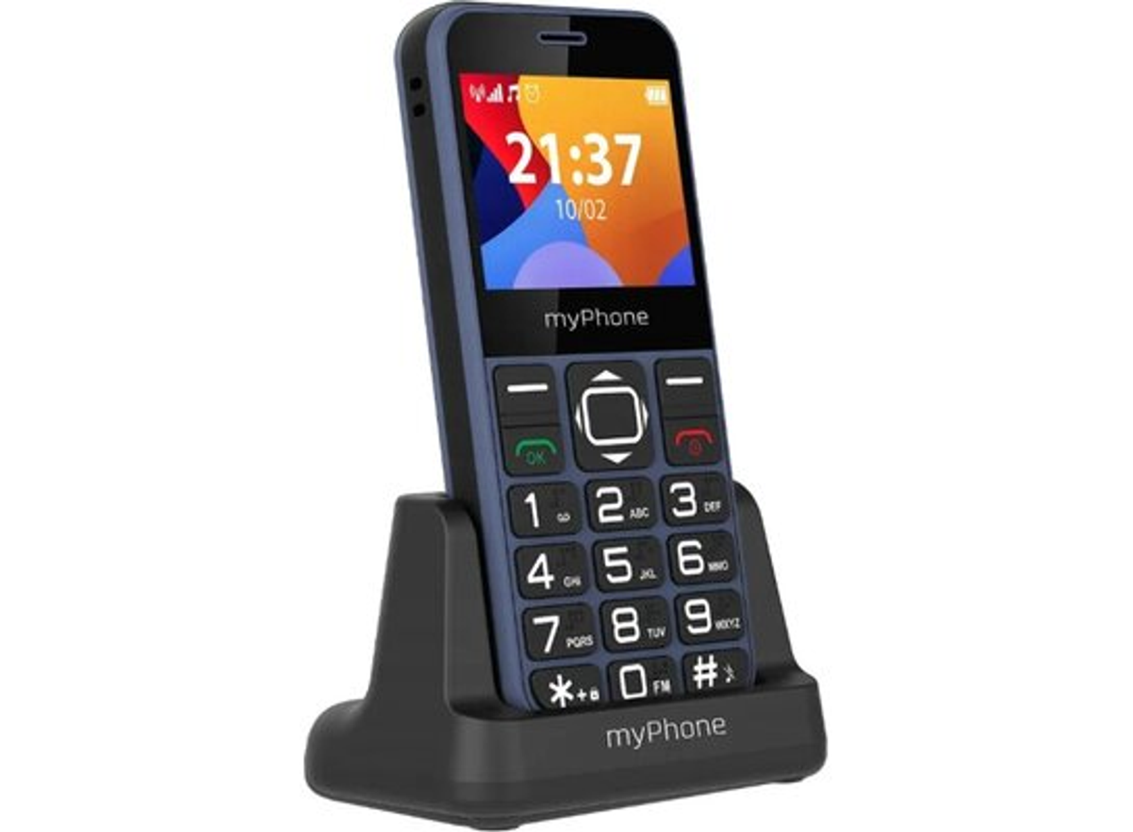 Un teléfono celular myPhone azul oscuro en una base de carga, mostrando la hora en la pantalla.