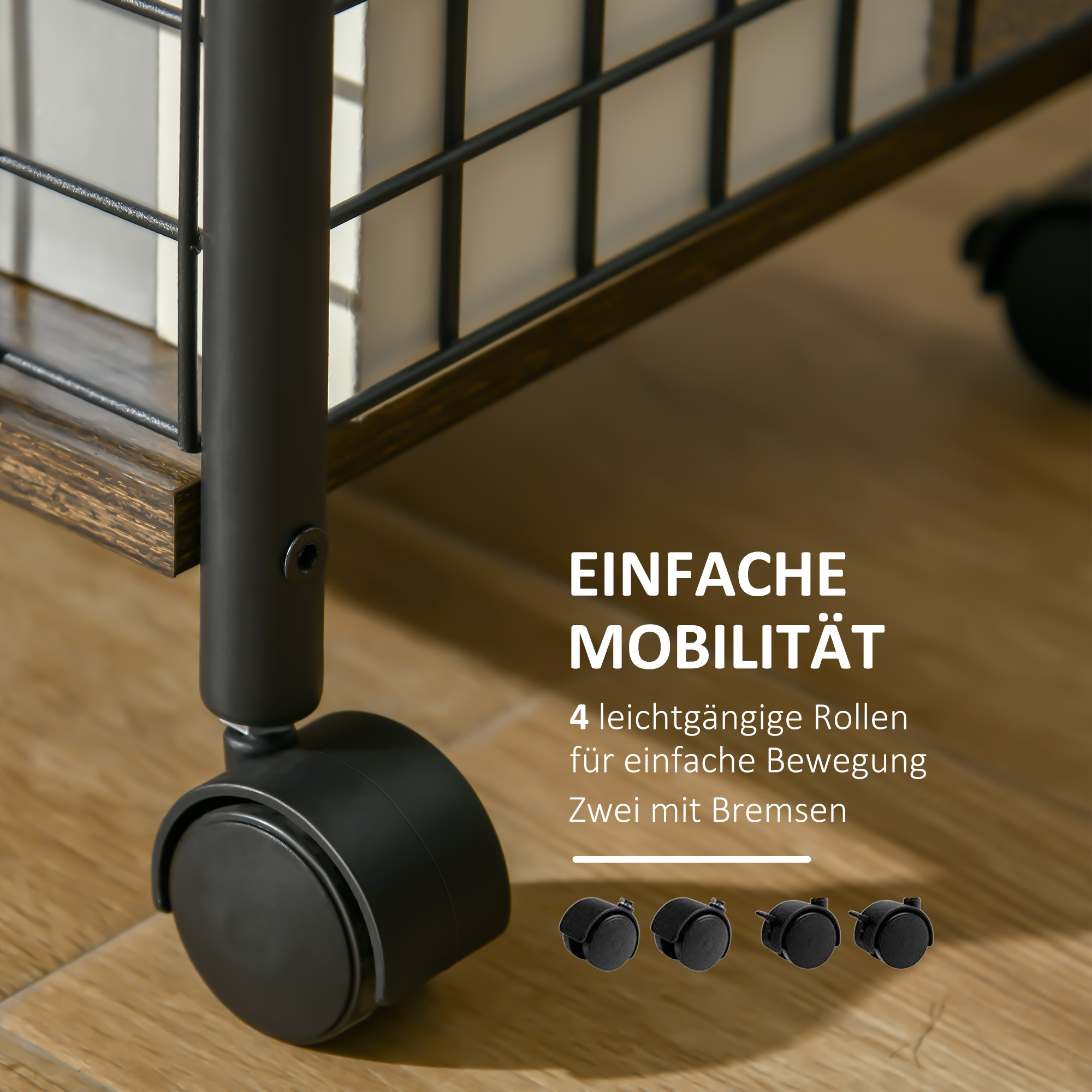 Schwarze Räder an einem kleinen, dunkelbraunen Rollwagen, Holzmaserung auf dem obersten Regal.