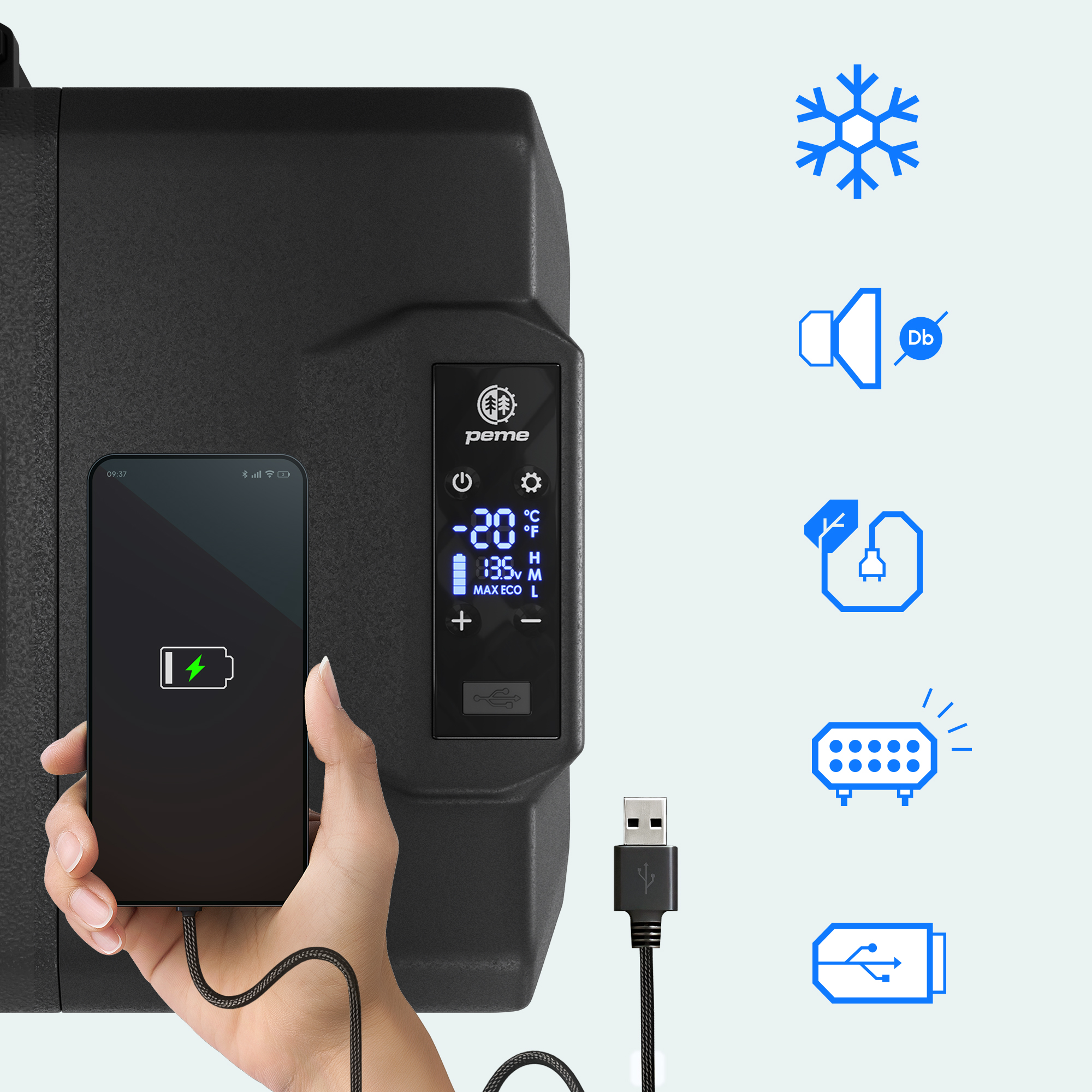 Ein Telefon wird geladen. Eine Hand hält das Telefon. Eine Kühler-Schnittstelle wird angezeigt. USB- und Stromstecker sind vorhanden.