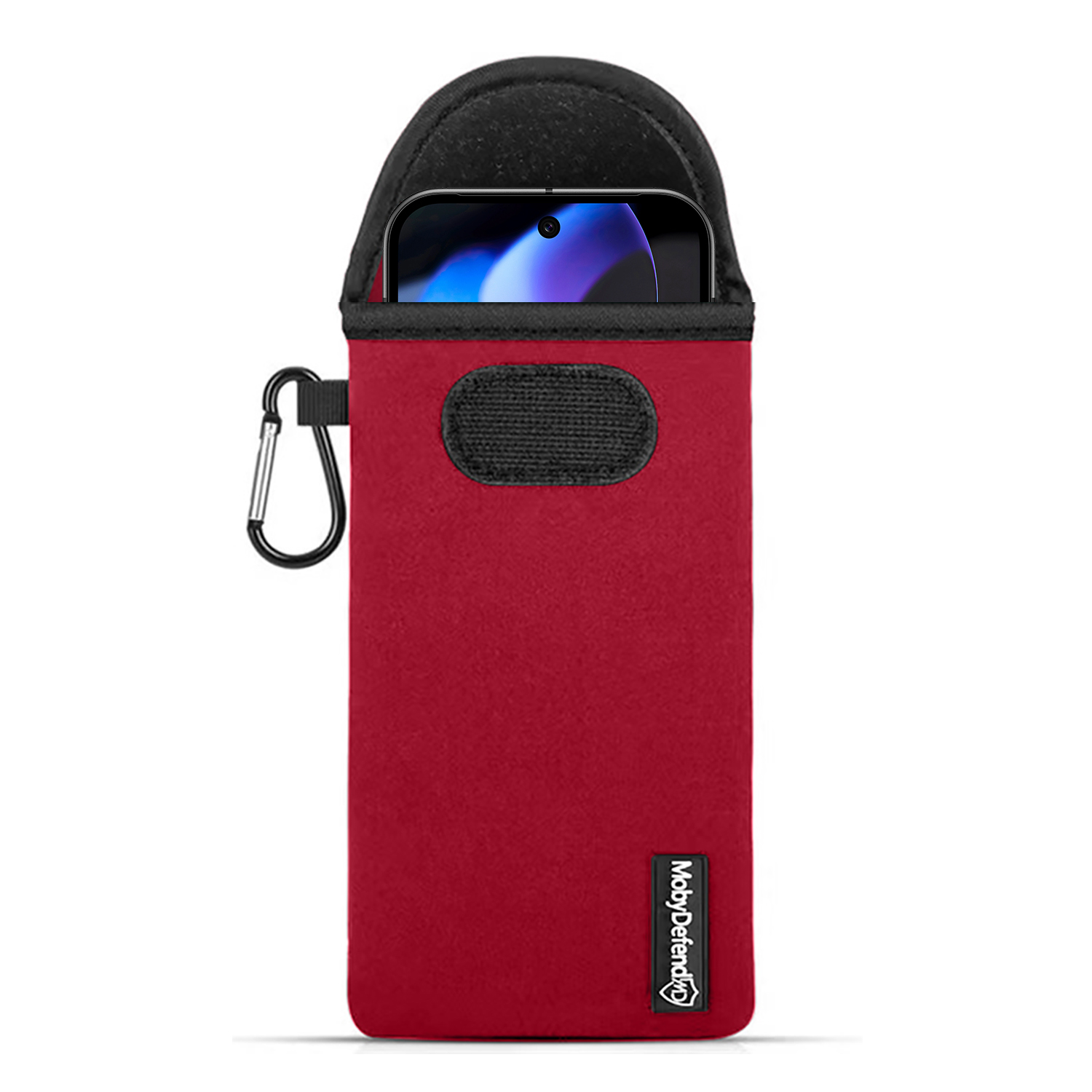 Rode telefoonhoes met een telefoon erin. Karabijnhaak bevestigd. Zwarte bovenkant, witte achtergrond.