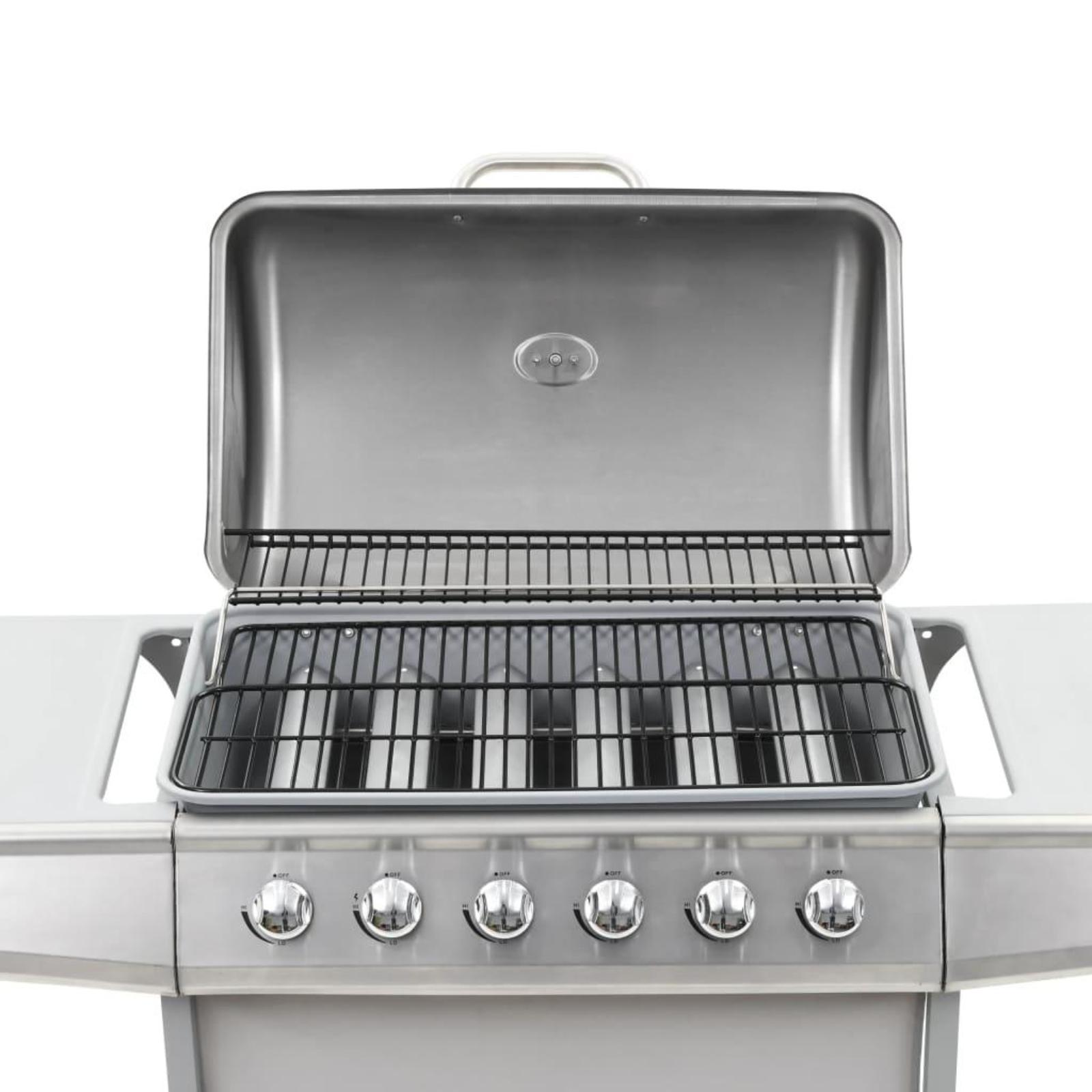 Gasgrill mit geöffnetem Deckel, zeigt Kochrost und Brenner. Edelstahl.