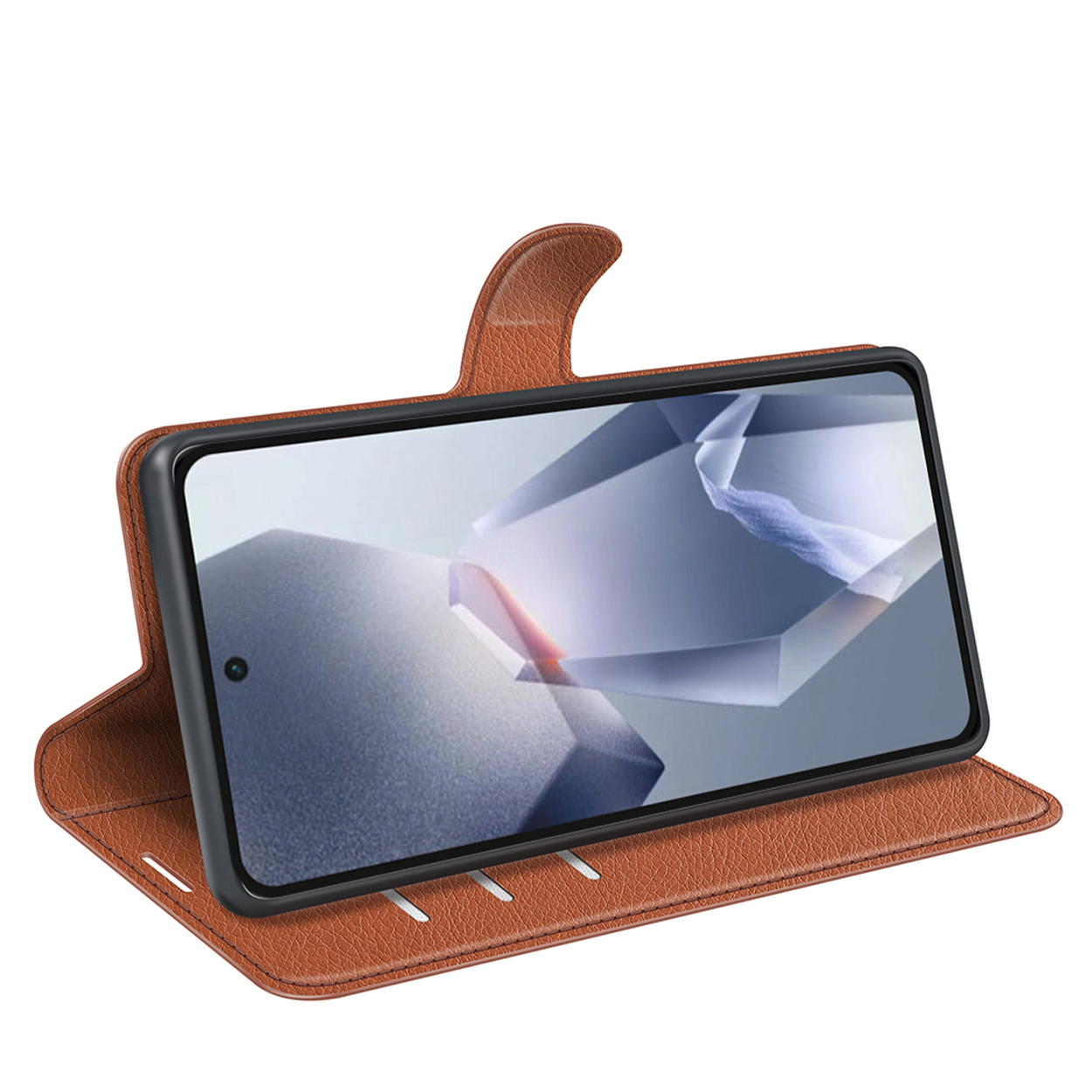 Étui de téléphone en cuir marron ouvert avec téléphone à l'intérieur. Le téléphone affiche l'écran. Fond blanc.