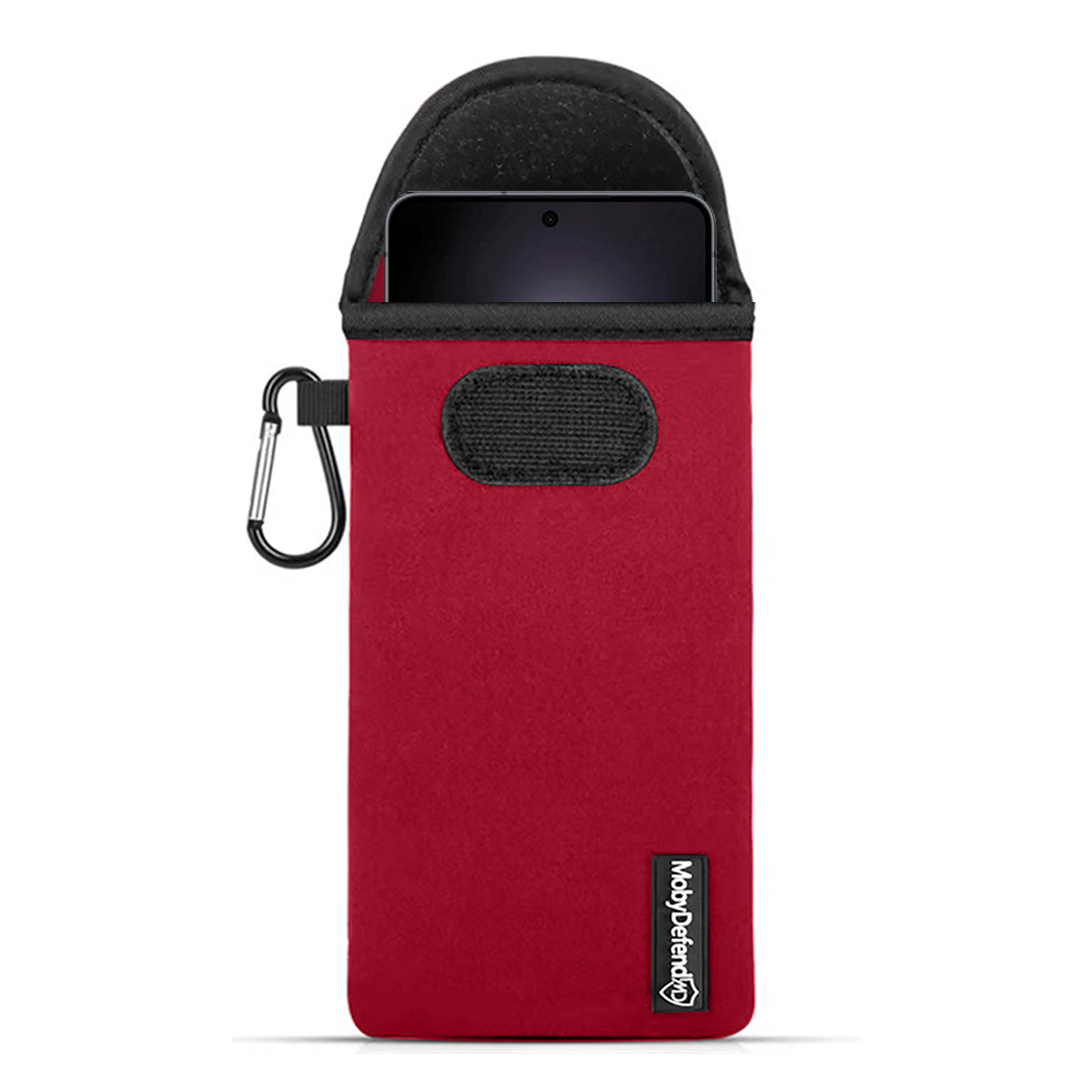 Een rode telefoonhoes met een zwarte bovenkant en een zilveren karabijnhaak.