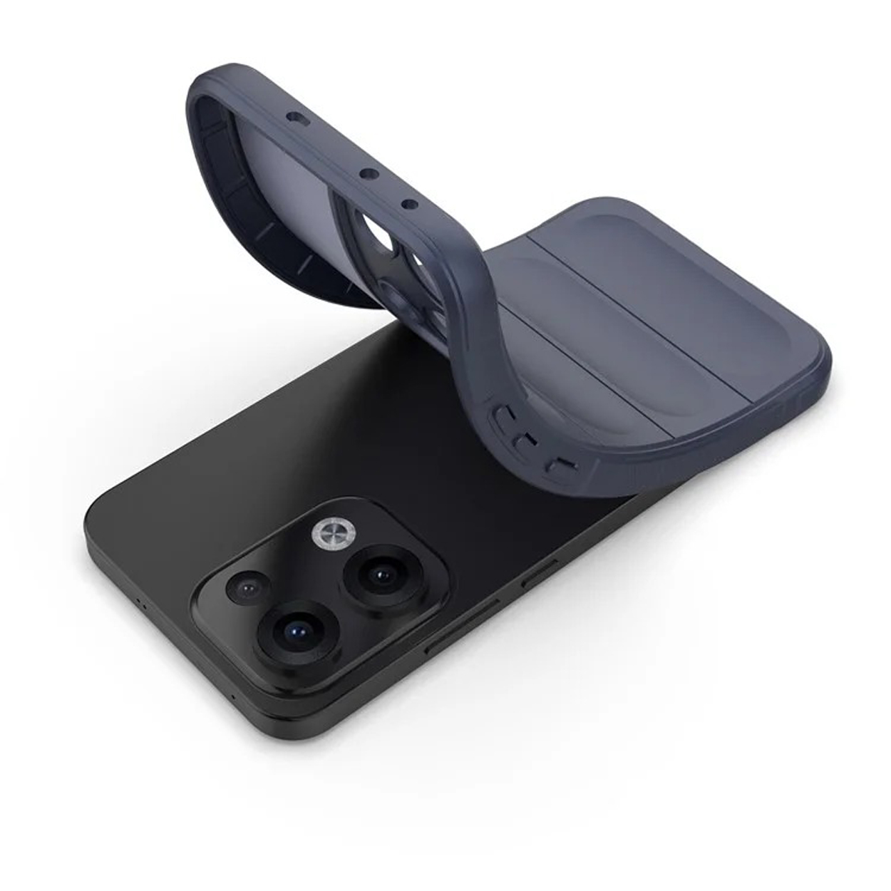 Coque de téléphone noire avec un téléphone à l'intérieur. L'étui est flexible et partiellement ouvert. Le téléphone a une caméra.