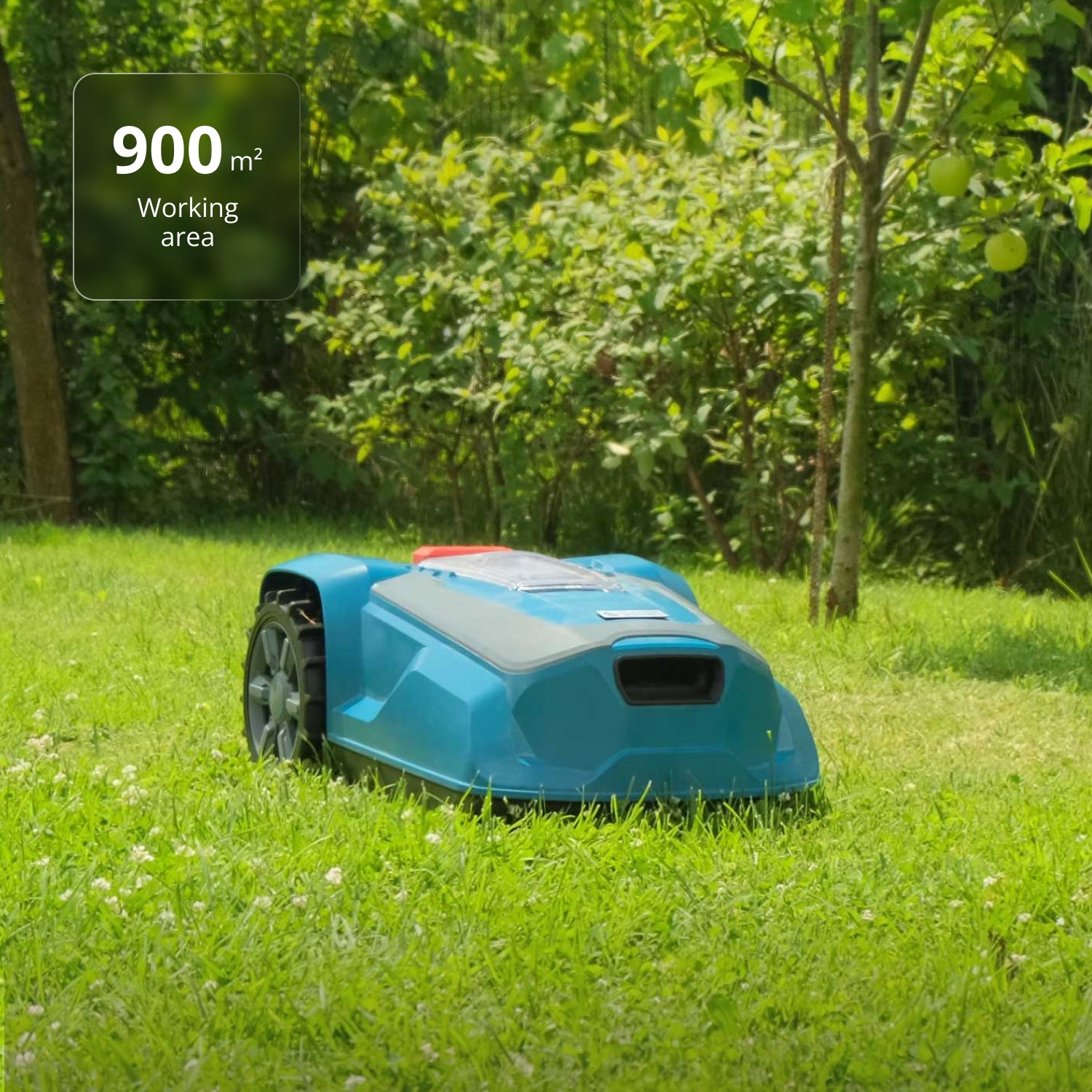 Cortacésped robot azul sobre hierba. Fondo verde con árboles. Área de trabajo 900 m².