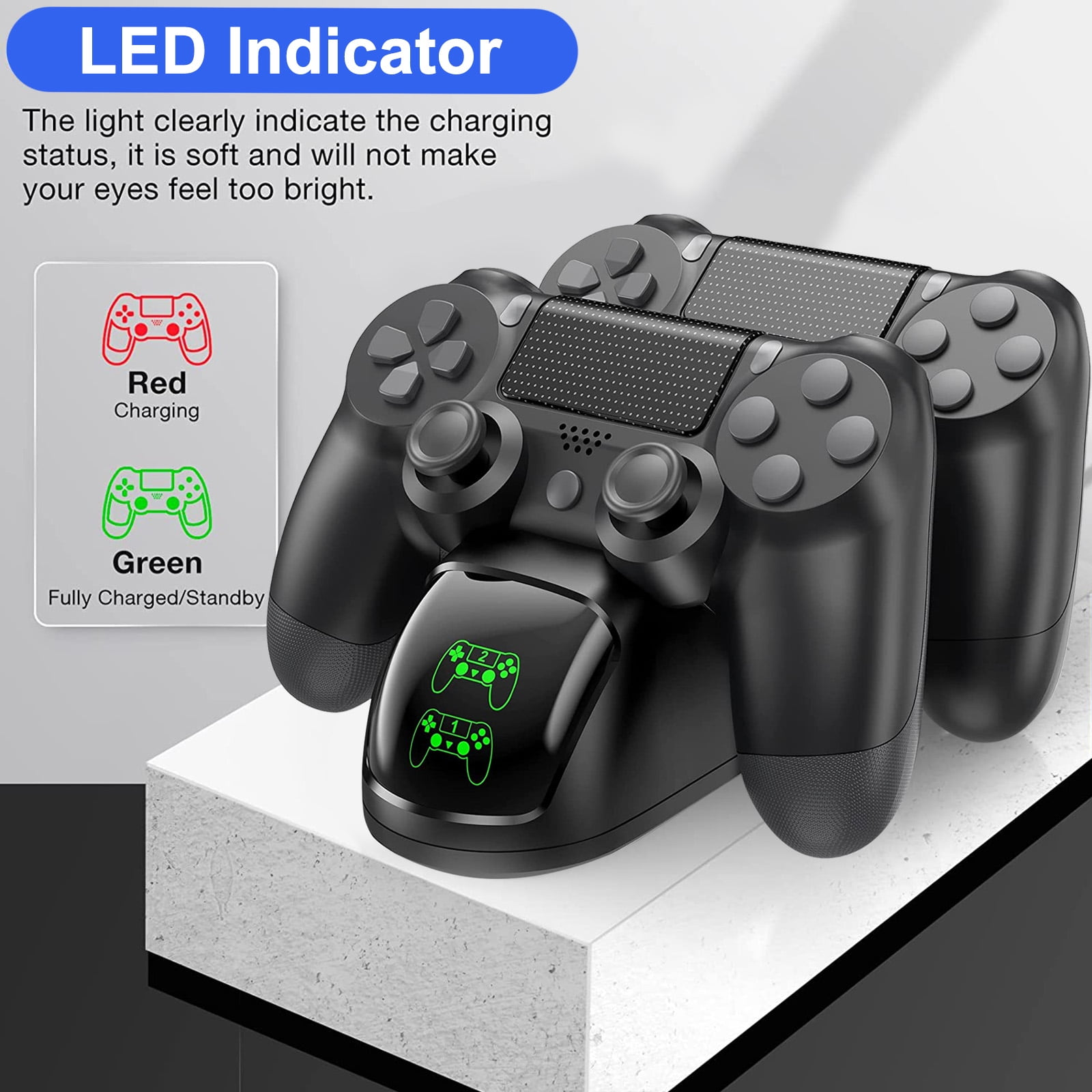 Eine schwarze PS4-Controller-Ladestation mit Controllern, die den Ladestatus mit roten/grünen LEDs anzeigt.