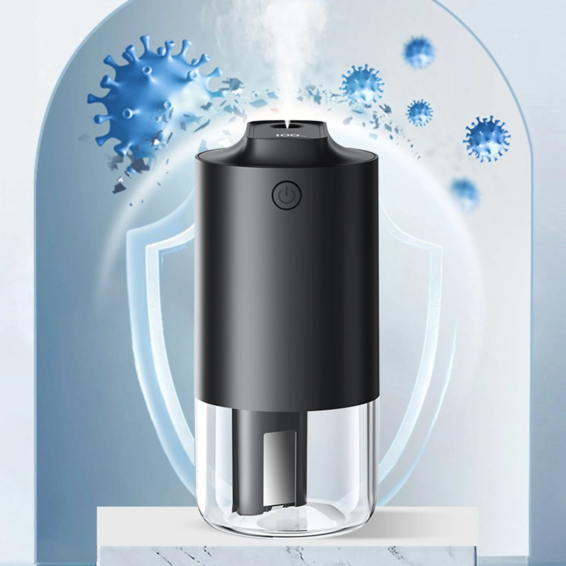Ein schwarzer Luftbefeuchter mit transparentem Wassertank, blaue Virusillustrationen im Hintergrund.