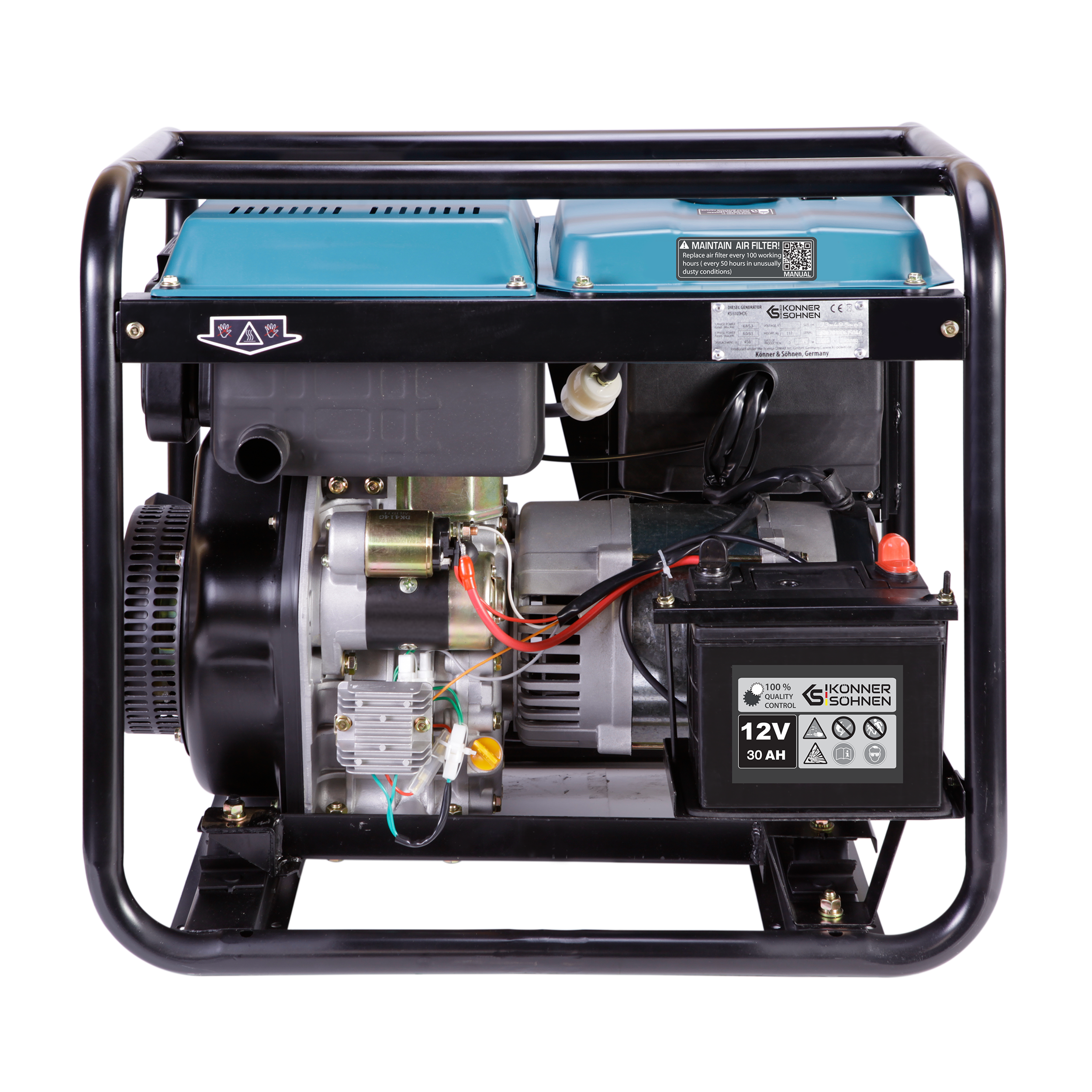 Generator z czarną ramą, niebieskim wierzchem i elementami silnika. Widoczne akumulator i połączenia elektryczne. Czarne tło.