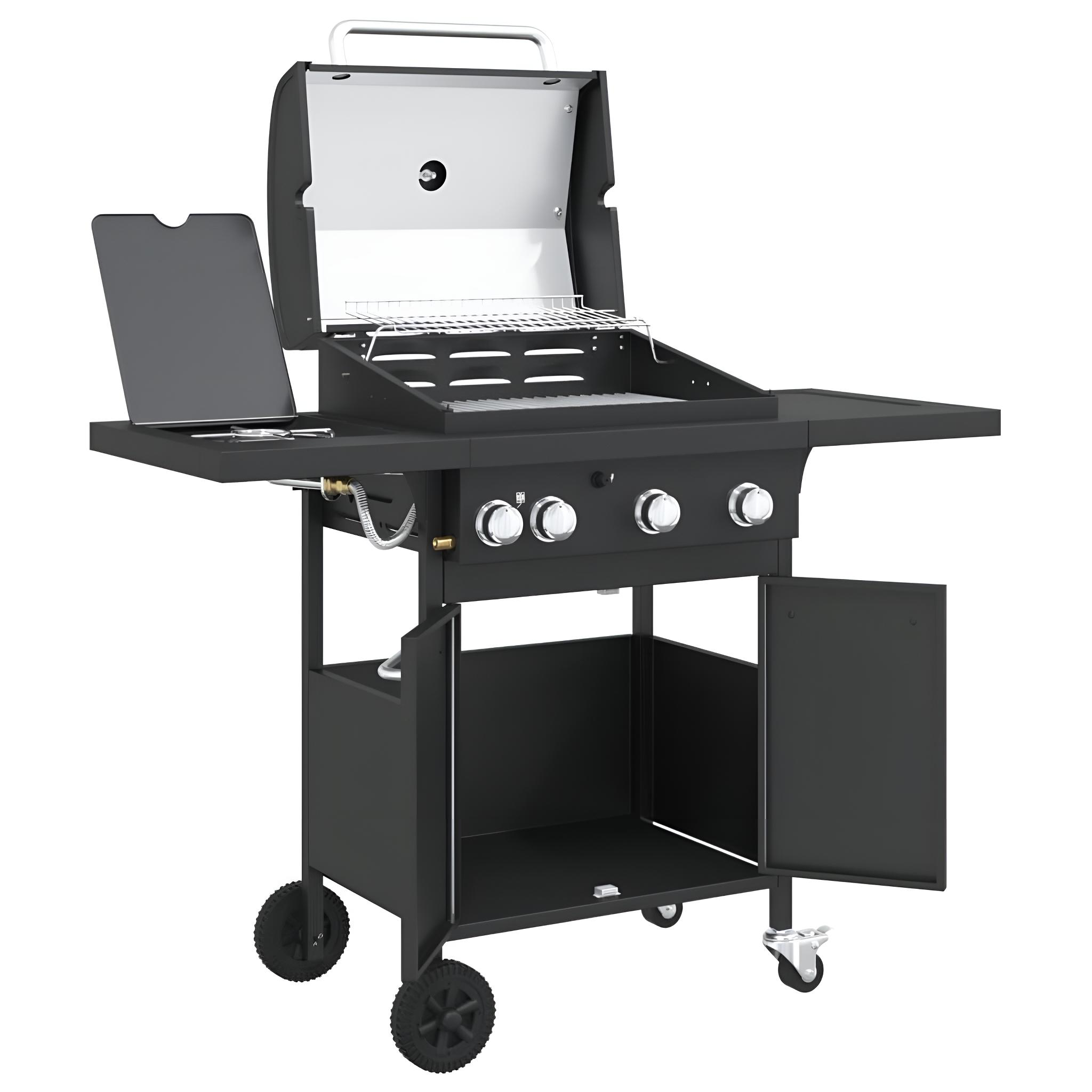 Ein schwarzer Gasgrill mit offenen Türen und Deckel, der das Innere zeigt. Er hat Räder.