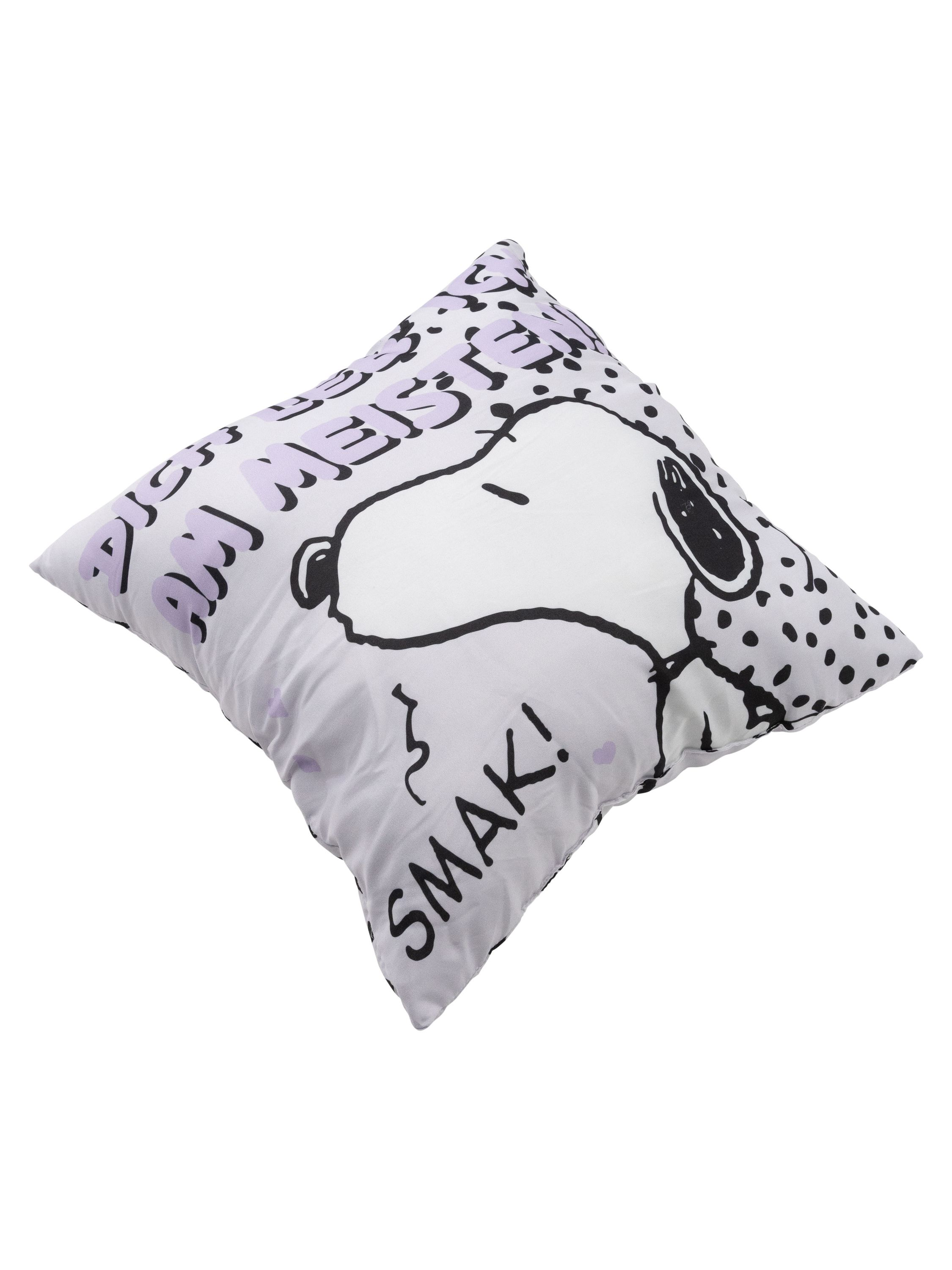 Ein Kissen mit Snoopy darauf. Es hat einen weißen Hintergrund mit lila Text.