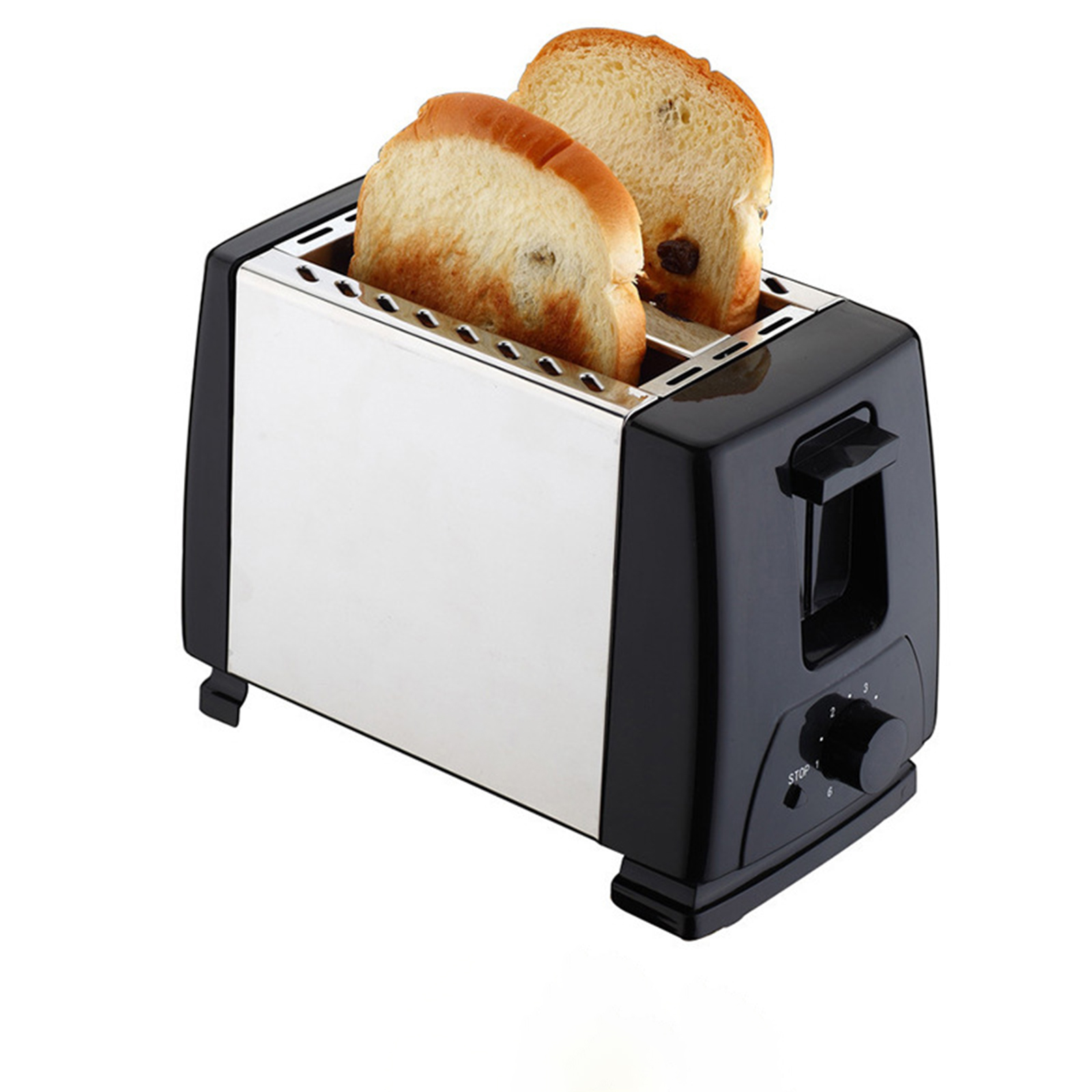 Ein Chrom- und Schwarz-Toaster mit zwei Brotscheiben, isoliert auf weißem Hintergrund.