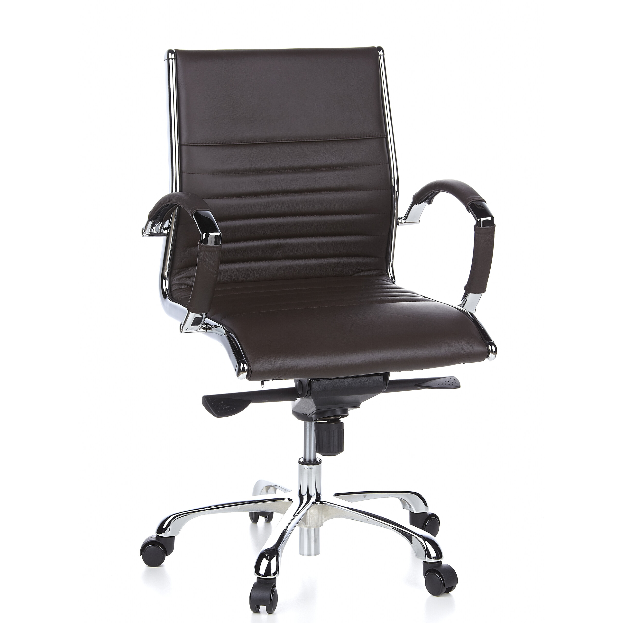 Brauner Leder-Bürostuhl mit Chromrahmen.