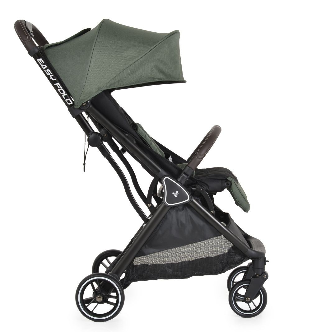 Grüner Kinderwagen mit schwarzem Rahmen und Verdeck. Der Kinderwagen ist seitlich. Easy Fold steht drauf.