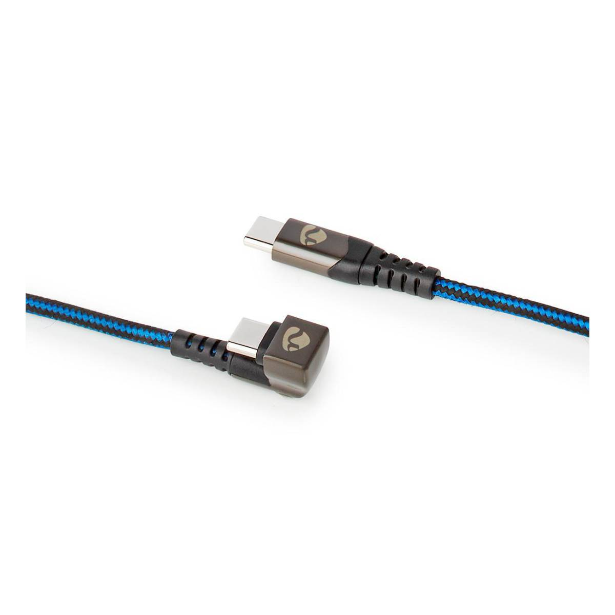 Due cavi USB-C affiancati, con fili intrecciati blu e neri. Un cavo ha un connettore ad angolo retto.