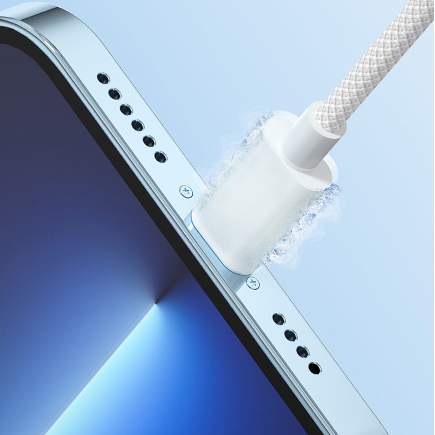 Telefon wird mit weißem Kabel geladen. Blauer Hintergrund.