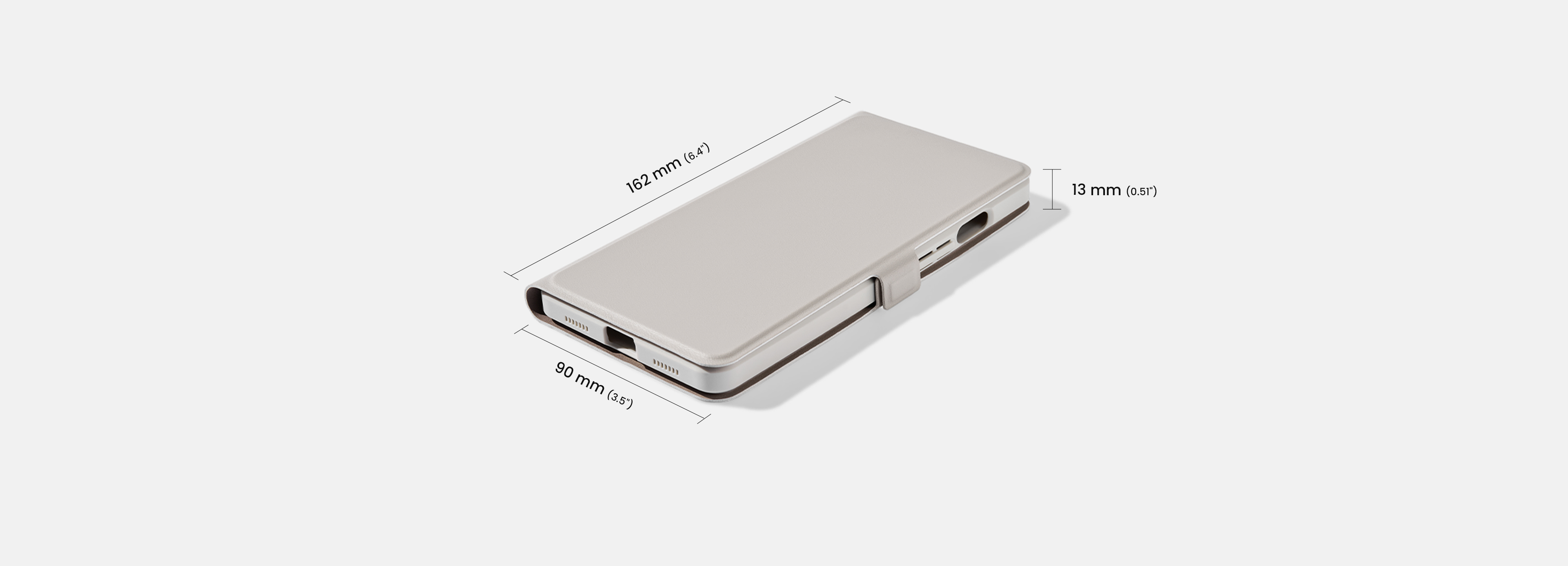 Funda de teléfono cerrada con dimensiones. Texto en la imagen: 162 mm (6.4"), 80 mm (3.1"), 13 mm (0.5").